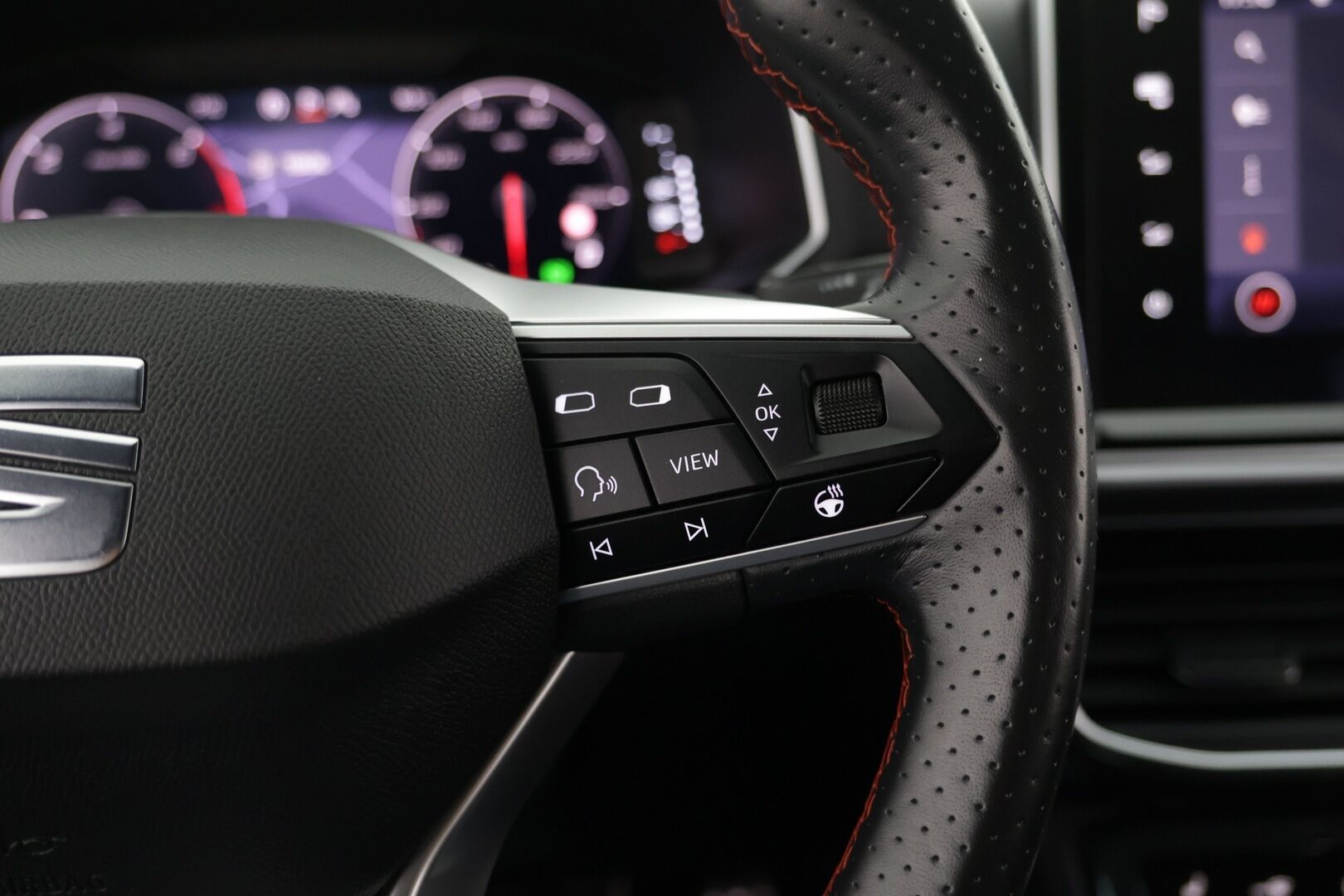 Seat Tarraco 2022 1,4 PHEV 245 e-Hybrid FR Launch Edition DSG - | Acc | Sporrtipenkit muistilla | Upea maasturi|