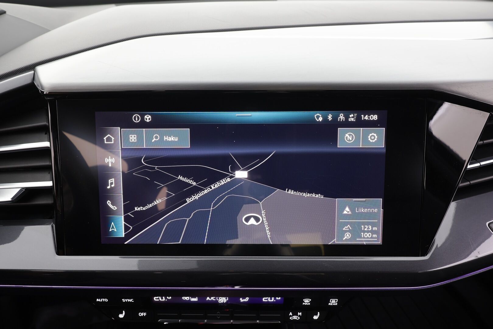 Audi Q4 e-tron 2022 Progress S line 50 e-tron quattro Sportback - | ACC | ILP | SONOS | 2x S-line | Koukku | Puolinahat | Sporttipenkit | Matrix | P.kamera | Navi | Keyless | 1-om suomiauto | Merkkihuollot | ALV | 