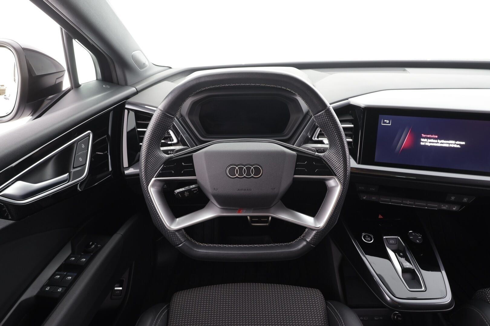 Audi Q4 e-tron 2022 Progress S line 50 e-tron quattro Sportback - | ACC | ILP | SONOS | 2x S-line | Koukku | Puolinahat | Sporttipenkit | Matrix | P.kamera | Navi | Keyless | 1-om suomiauto | Merkkihuollot | ALV | 