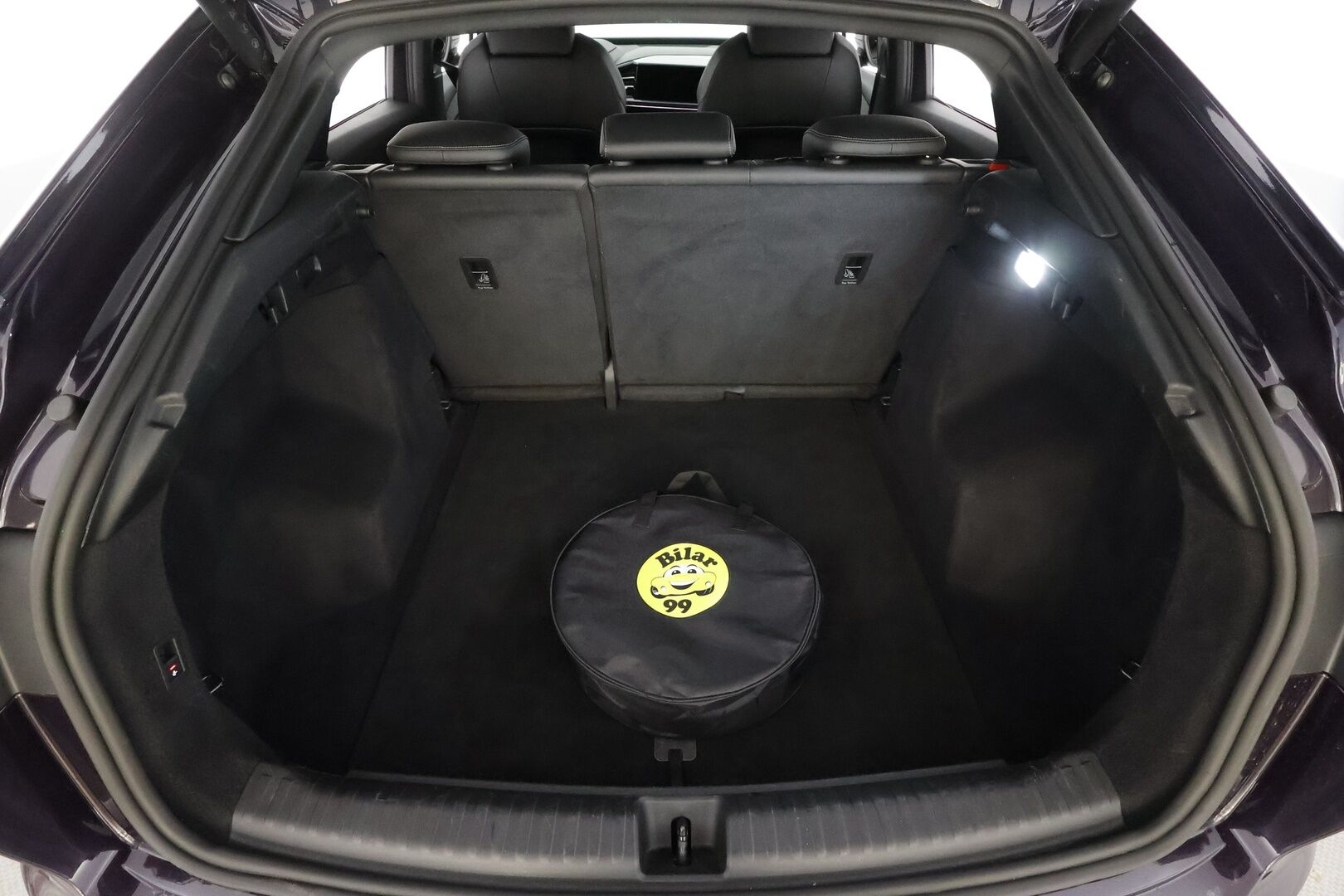 Audi Q4 e-tron 2022 Progress S line 50 e-tron quattro Sportback - | ACC | ILP | SONOS | 2x S-line | Koukku | Puolinahat | Sporttipenkit | Matrix | P.kamera | Navi | Keyless | 1-om suomiauto | Merkkihuollot | ALV | 