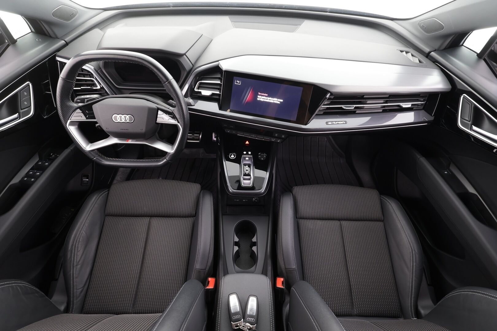 Audi Q4 e-tron 2022 Progress S line 50 e-tron quattro Sportback - | ACC | ILP | SONOS | 2x S-line | Koukku | Puolinahat | Sporttipenkit | Matrix | P.kamera | Navi | Keyless | 1-om suomiauto | Merkkihuollot | ALV | 