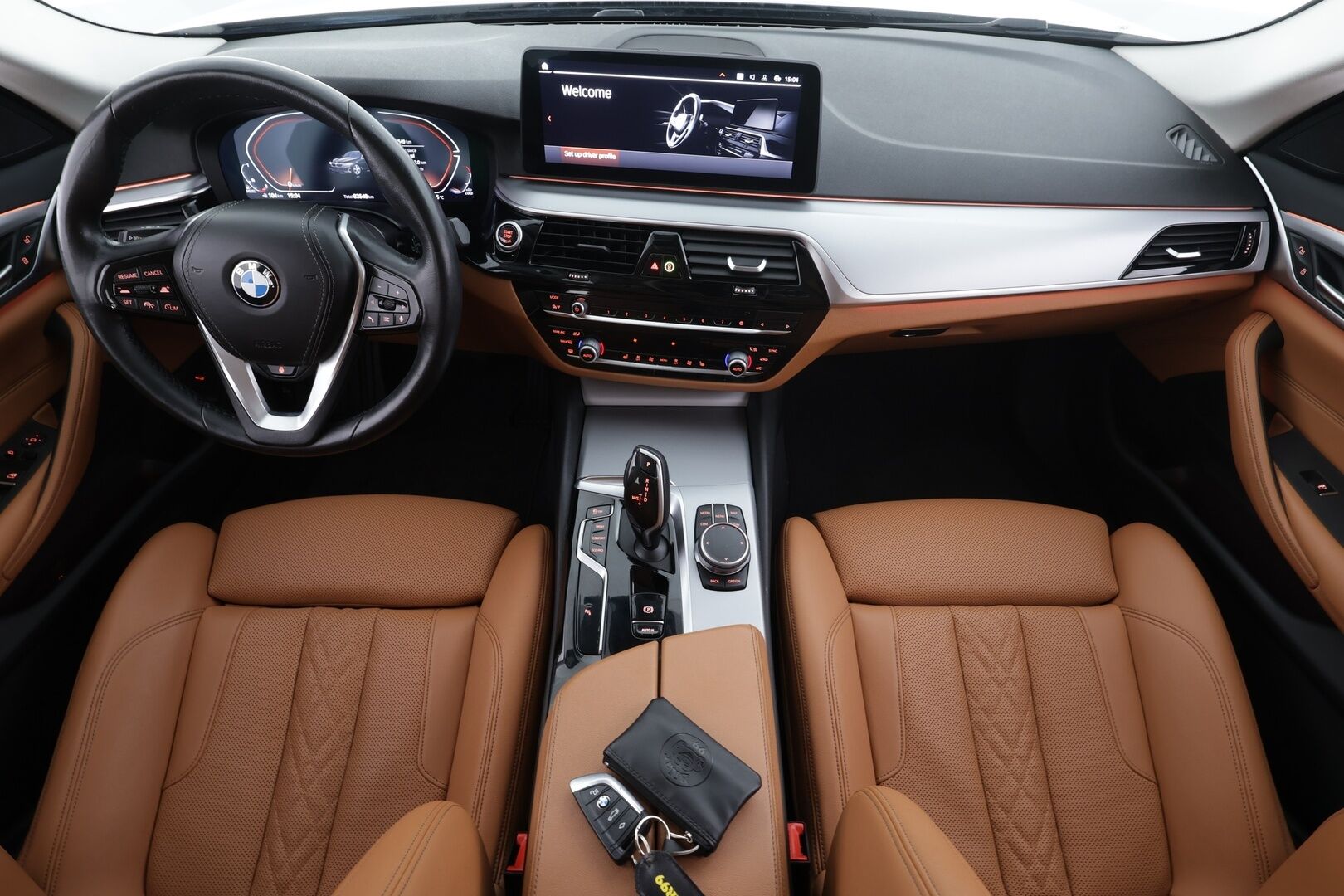 BMW 520 2022 G30 Sedan 520d A xDrive MHEV * ACC / Webasto / Hifi / LED / Navi / Comfort Access / Ruskeat nahat / Digimittaristo * - 1.Om Suomi-auto / Kahdet renkaat aluvanteilla