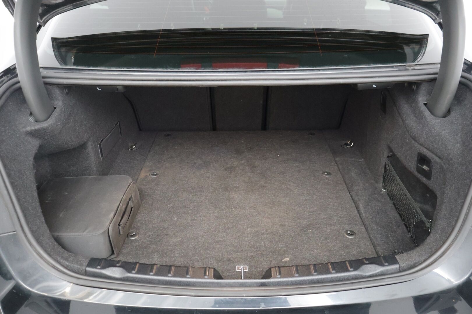 BMW 330 2018 F30 Sedan 330e A Business M-Sport *YritysOutlet - Myydään vain yrityksille* *HUD / ACC / Prof navi / H&K* - *YritysOutlet - Myydään vain yrityksille* *Näyttävä / Hyvät varusteet / 2xrenkaat*