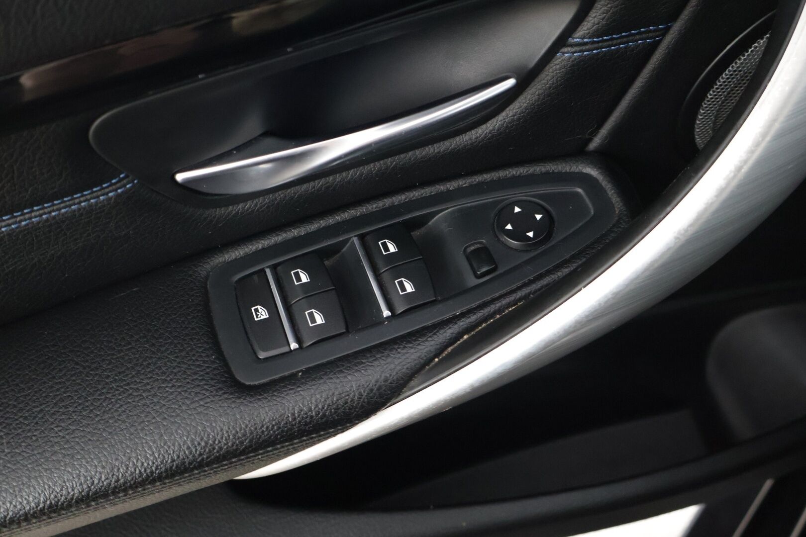 BMW 330 2018 F30 Sedan 330e A Business M-Sport *YritysOutlet - Myydään vain yrityksille* *HUD / ACC / Prof navi / H&K* - *YritysOutlet - Myydään vain yrityksille* *Näyttävä / Hyvät varusteet / 2xrenkaat*