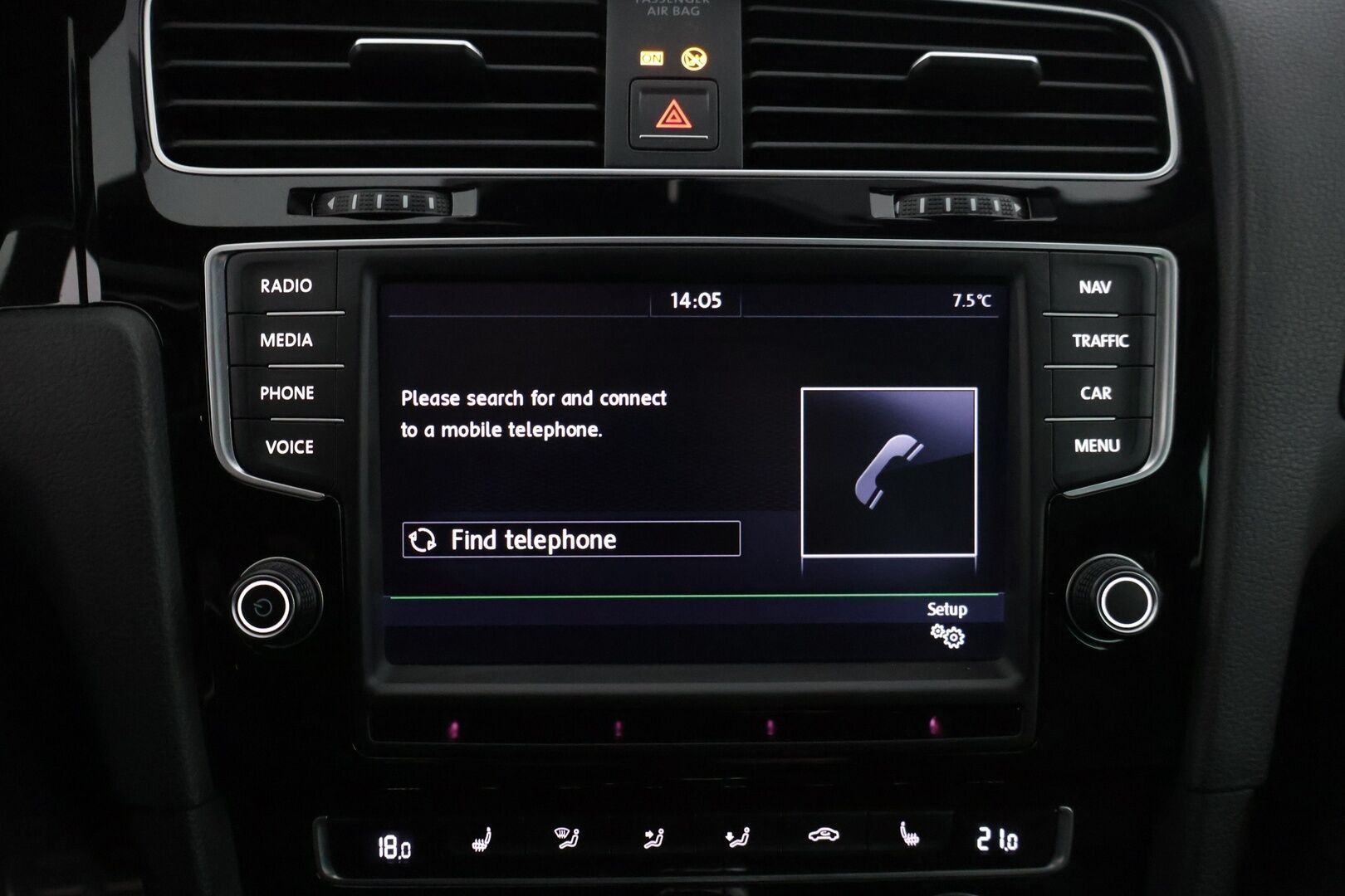 Volkswagen GOLF 2015 R TSI 221 kW (300 hv) BlueMotion Technology 4MOTION DSG-automaatti * Nahkasisusta / Vakkari / Navi / Bluetooth / Ambient Valot * -  * HG performancen ego-x putkisto / Nahka / Vossen / 2x Renkaat *