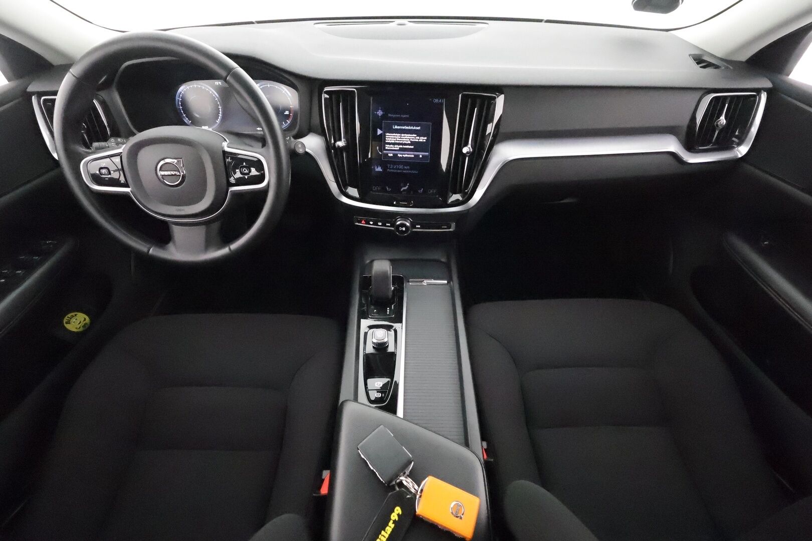 Volvo V60 Cross Country 2022 B4 AWD D-MHEV Business Edition aut **1.Om suomi-auto / Webasto / Koukku / Adapt.Vakkari / P. Kamera / LED-valot / Navi** - 3,99 % KORKOTARJOUS TÄHÄN AUTOON - Digimittaristo / Kaistavahti / KeylessGO / 2x Renkaat
