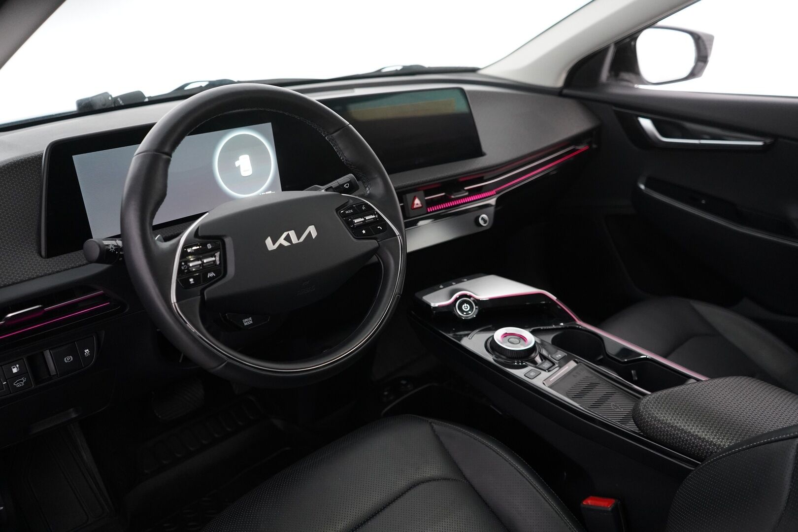 Kia EV6 2022 AWD 77kWh 325 hv *ACC / Digimittaristo / Muistipenkit / Kamera!* - 3,99 % KORKOTARJOUS TÄHÄN AUTOON - Merkkihistoria! / ICCU ja Ajoakun kenno vaihdettu tehtaalta! Kahdet renkaat ja vanteet!