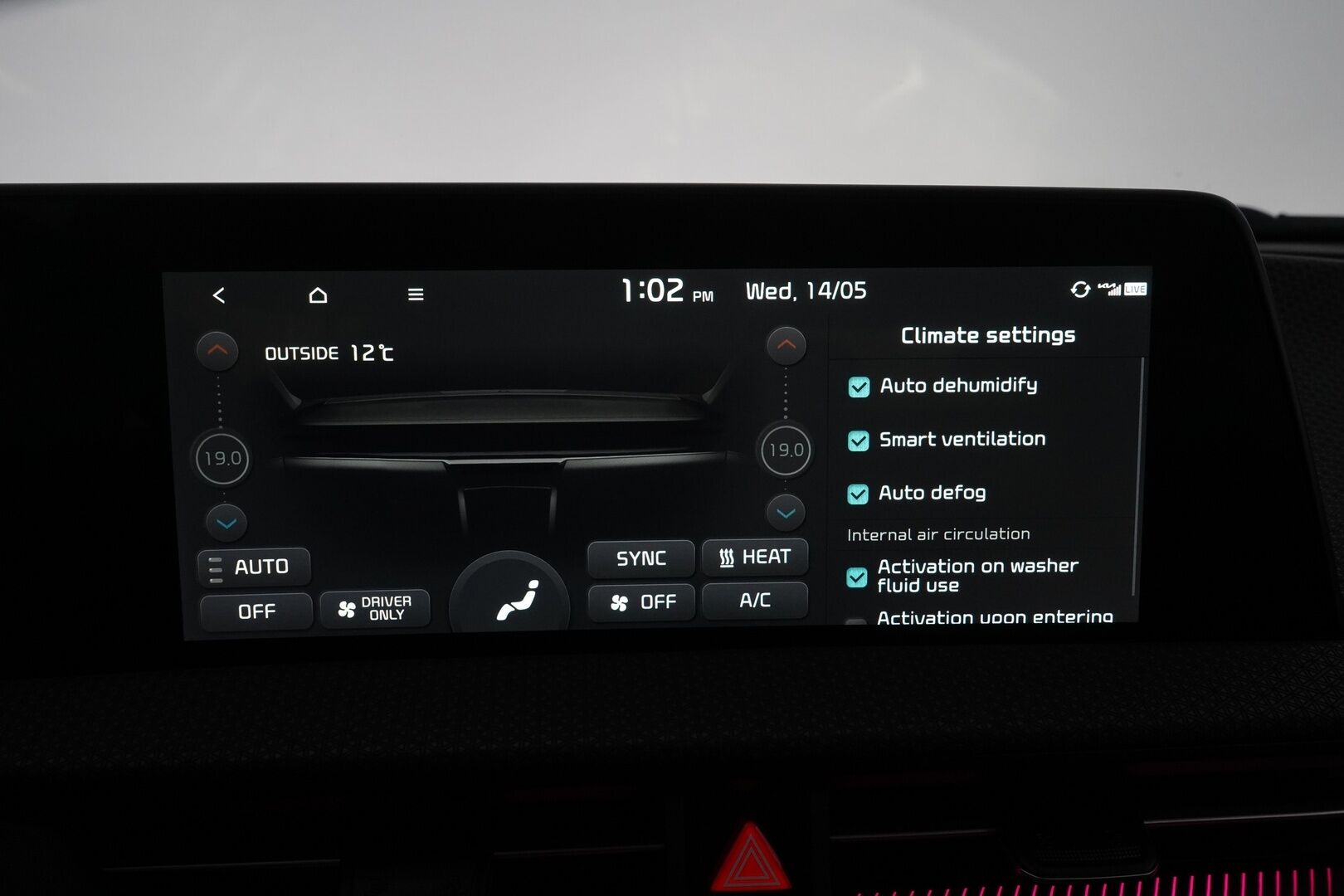 Kia EV6 2022 AWD 77kWh 325 hv *ACC / Digimittaristo / Muistipenkit / Kamera!* - 3,99 % KORKOTARJOUS TÄHÄN AUTOON - Merkkihistoria! / ICCU ja Ajoakun kenno vaihdettu tehtaalta! Kahdet renkaat ja vanteet!