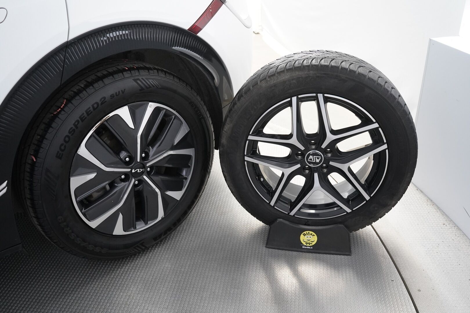 Kia EV6 2022 AWD 77kWh 325 hv *ACC / Digimittaristo / Muistipenkit / Kamera!* - 3,99 % KORKOTARJOUS TÄHÄN AUTOON - Merkkihistoria! / ICCU ja Ajoakun kenno vaihdettu tehtaalta! Kahdet renkaat ja vanteet!