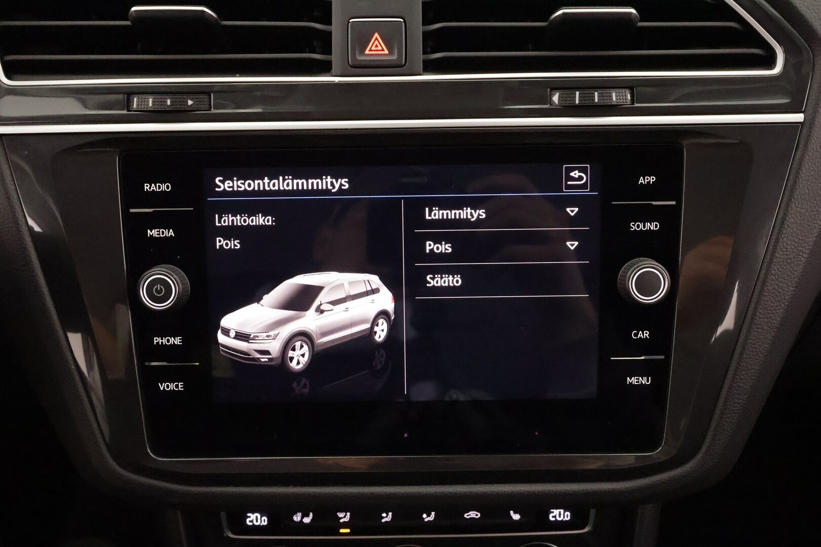 Volkswagen Tiguan 2018 Highline 2,0 TDI SCR 140 kW 4MOTION DSG * ACC / Webasto / Hierova penkki / Koukku / Adapt.LED * - Kahdet renkaat aluvanteilla - HULLUT AVAJAISHULINAT KORKOTARJOUS 3,29 %