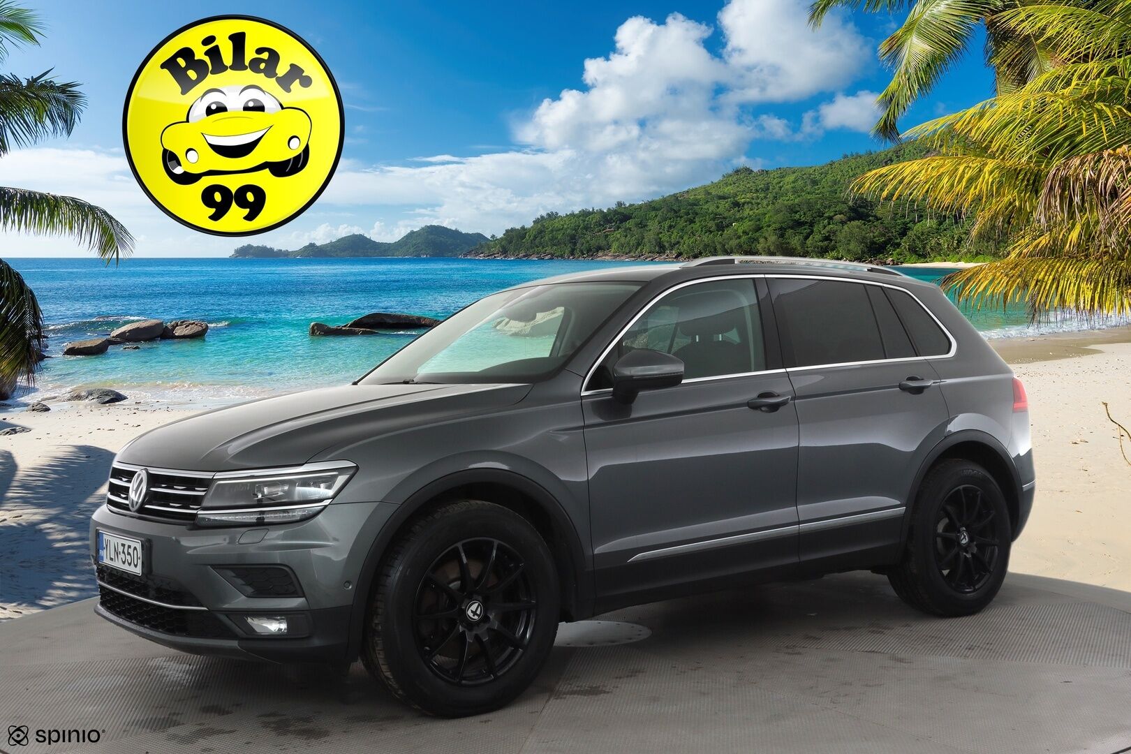 Volkswagen Tiguan 2018 Highline 2,0 TDI SCR 140 kW 4MOTION DSG * ACC / Webasto / Hierova penkki / Koukku / Adapt.LED * - Kahdet renkaat aluvanteilla - HULLUT AVAJAISHULINAT KORKOTARJOUS 3,29 %