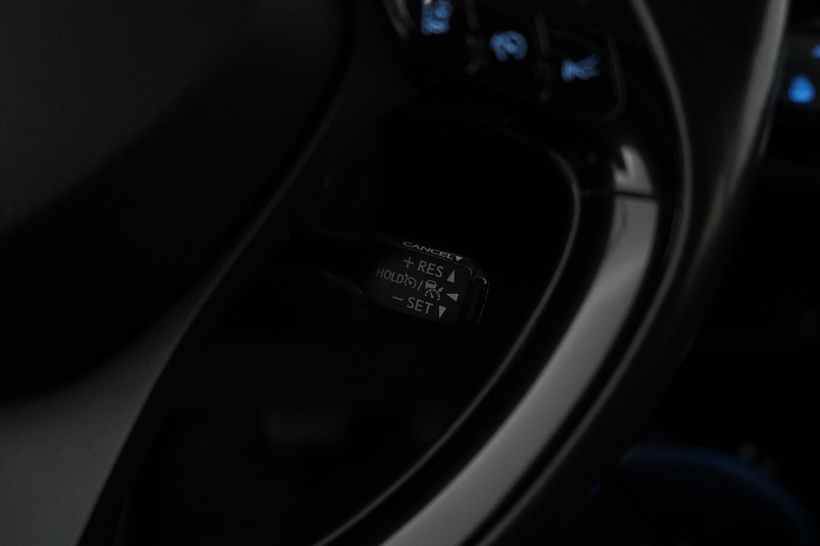 Toyota C-HR 2022 1,8 Hybrid Intense Business * ACC / Kamera / Blis / Apple&Android / Keyless * - Kahdet renkaat / Erikoisväri / Huollettu 7 / 25
