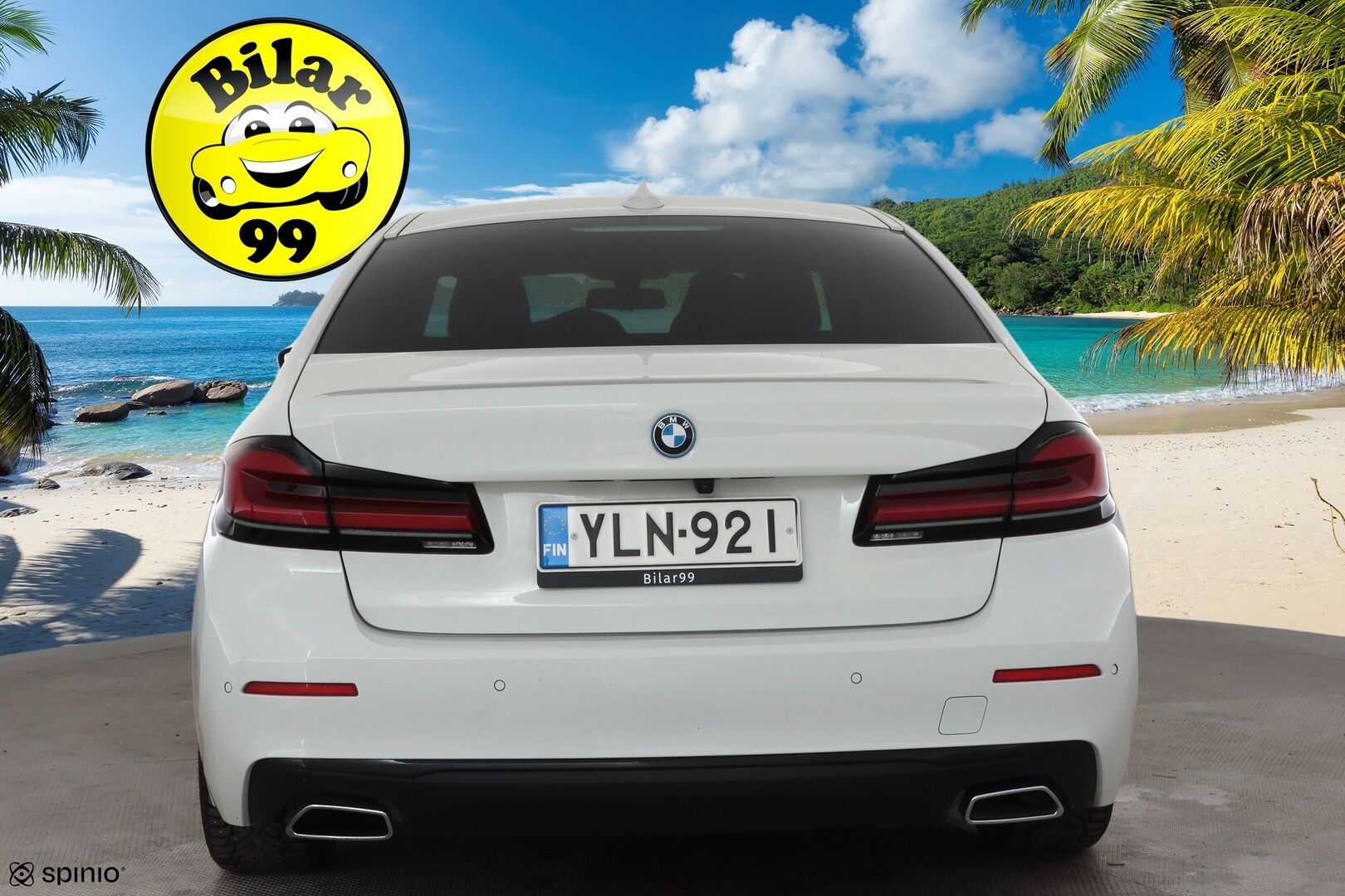 BMW 530 2022 G30 Sedan 530e xDrive A Charged Edition * ACC / Vaaleat Sporttinahat / HiFi / Adapt.LED / Peruutuskamera / Comfort Access / Navi - Koukku / Suomi-auto / Kahdet renkaat aluvanteilla