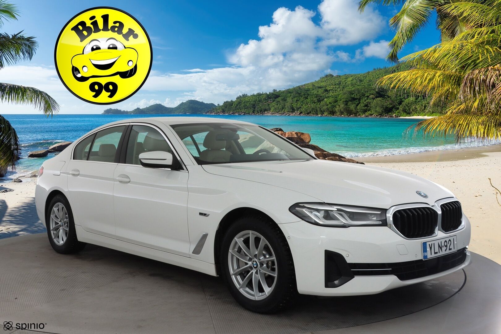 BMW 530 2022 G30 Sedan 530e xDrive A Charged Edition * ACC / P.kamera / Adapt.LED / Navi / Comfort Access / Hifi / Vaaleat sporttinahat * - Koukku / Suomi-auto / Kahdet renkaat aluvanteilla - HULLU BLACKWEEK KORKOTARJOUS 2,49%