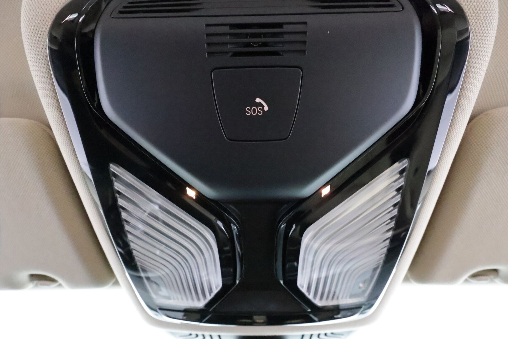 BMW 530 2022 G30 Sedan 530e xDrive A Charged Edition * ACC / P.kamera / Adapt.LED / Navi / Comfort Access / Hifi / Vaaleat sporttinahat * - Koukku / Suomi-auto / Kahdet renkaat aluvanteilla - HULLU BLACKWEEK KORKOTARJOUS 2,49%