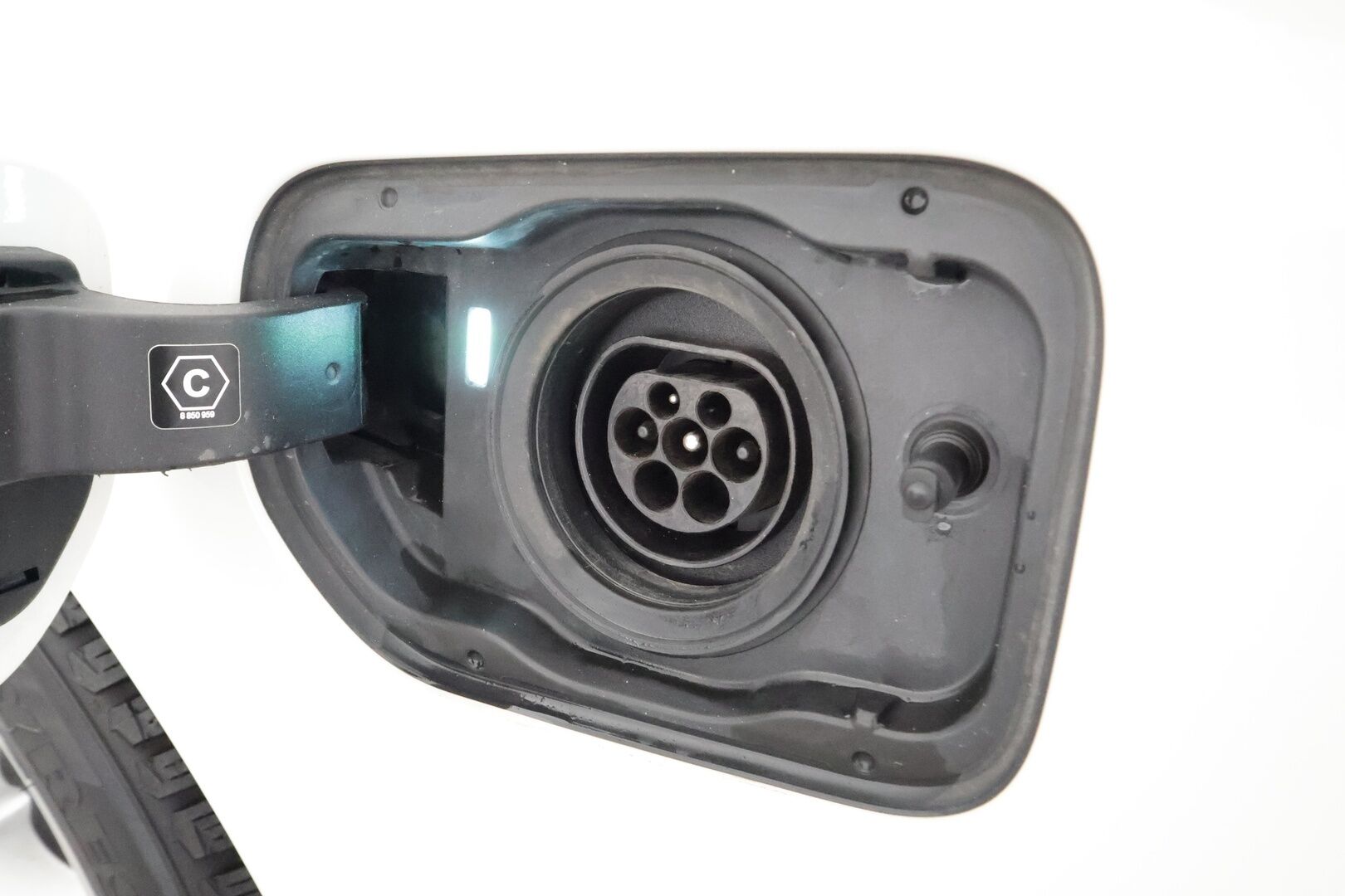 BMW 530 2022 G30 Sedan 530e xDrive A Charged Edition * ACC / P.kamera / Adapt.LED / Navi / Comfort Access / Hifi / Vaaleat sporttinahat * - Koukku / Suomi-auto / Kahdet renkaat aluvanteilla - HULLU BLACKWEEK KORKOTARJOUS 2,49%