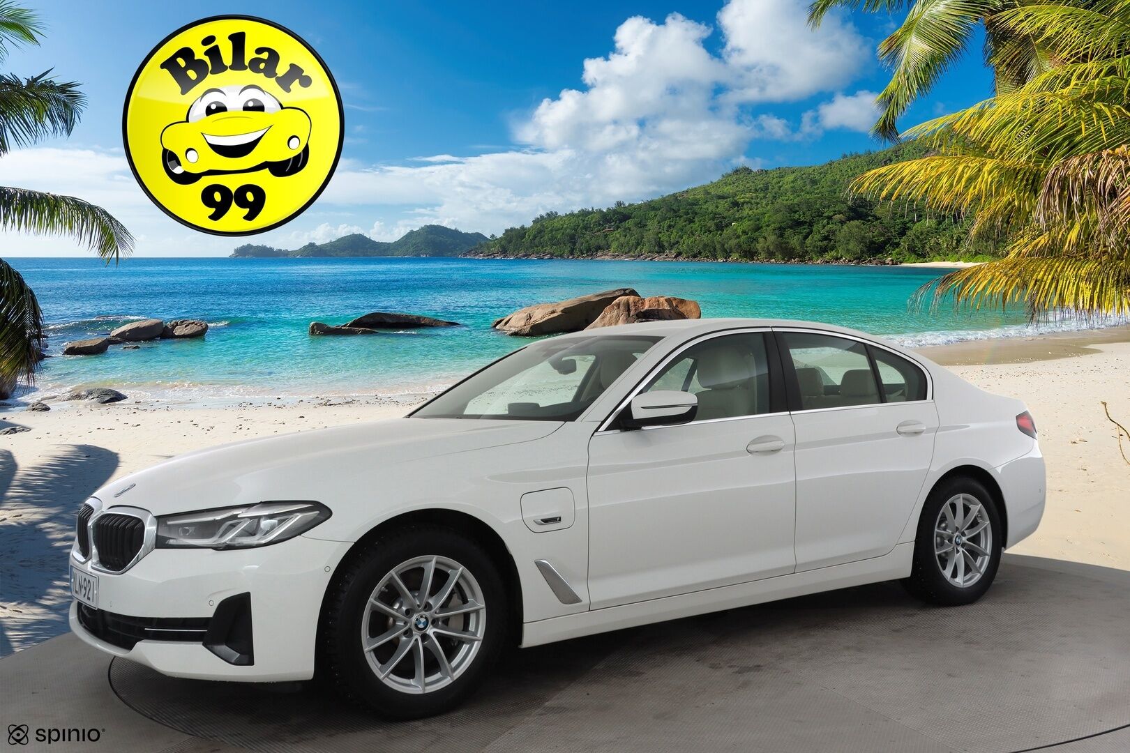 BMW 530 2022 G30 Sedan 530e xDrive A Charged Edition * ACC / P.kamera / Adapt.LED / Navi / Comfort Access / Hifi / Vaaleat sporttinahat * - Koukku / Suomi-auto / Kahdet renkaat aluvanteilla - HULLU BLACKWEEK KORKOTARJOUS 2,49%