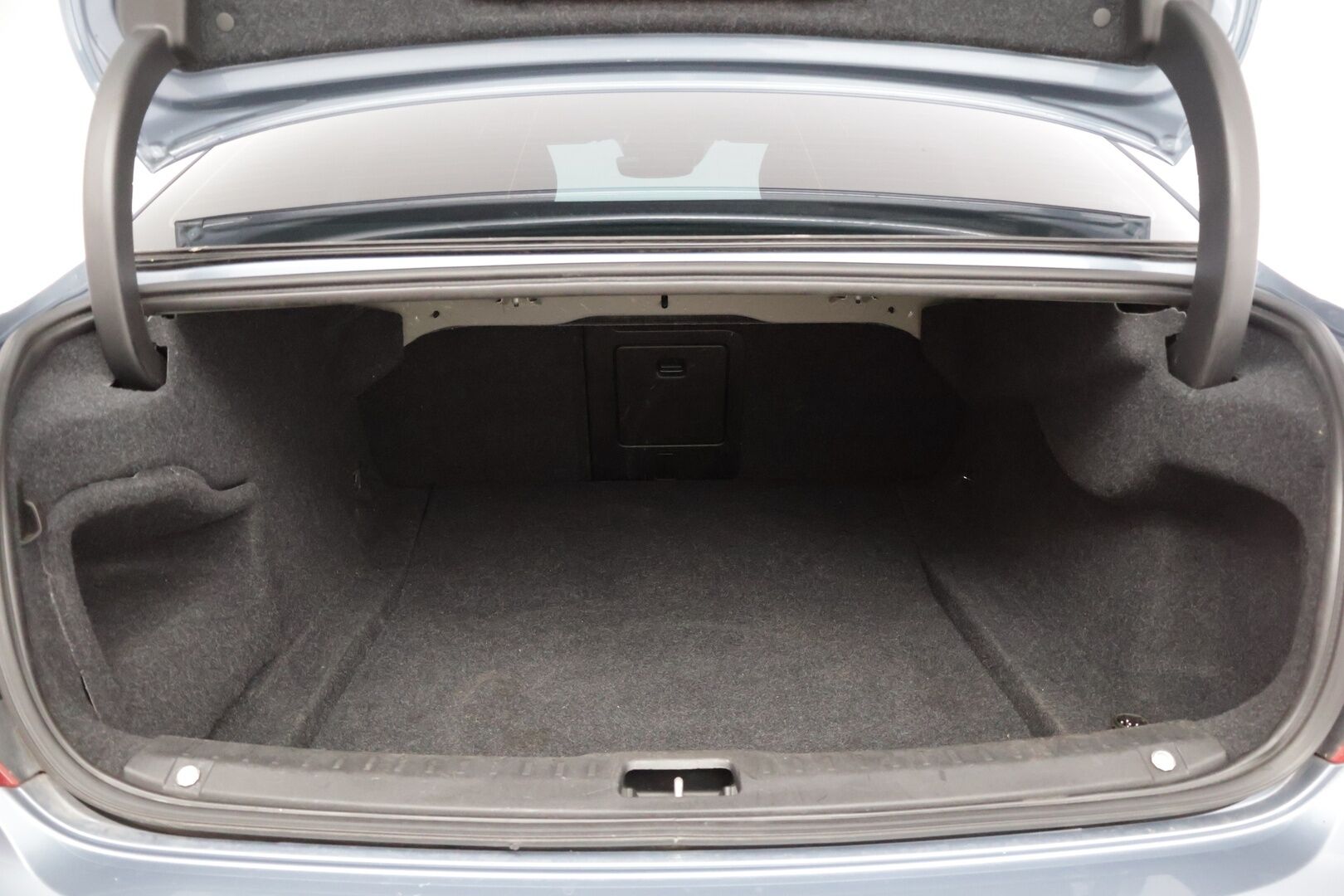 Volvo S90 2017 D3 Business aut * Pilot Assist / Webasto / Adap. vakkari / Vetokoukku / AndroidAuto / AppleCarplay / LED-ajovalot * - * Juuri Tullut / 2x Renkaat ja vanteet / Hyvin huollettu *