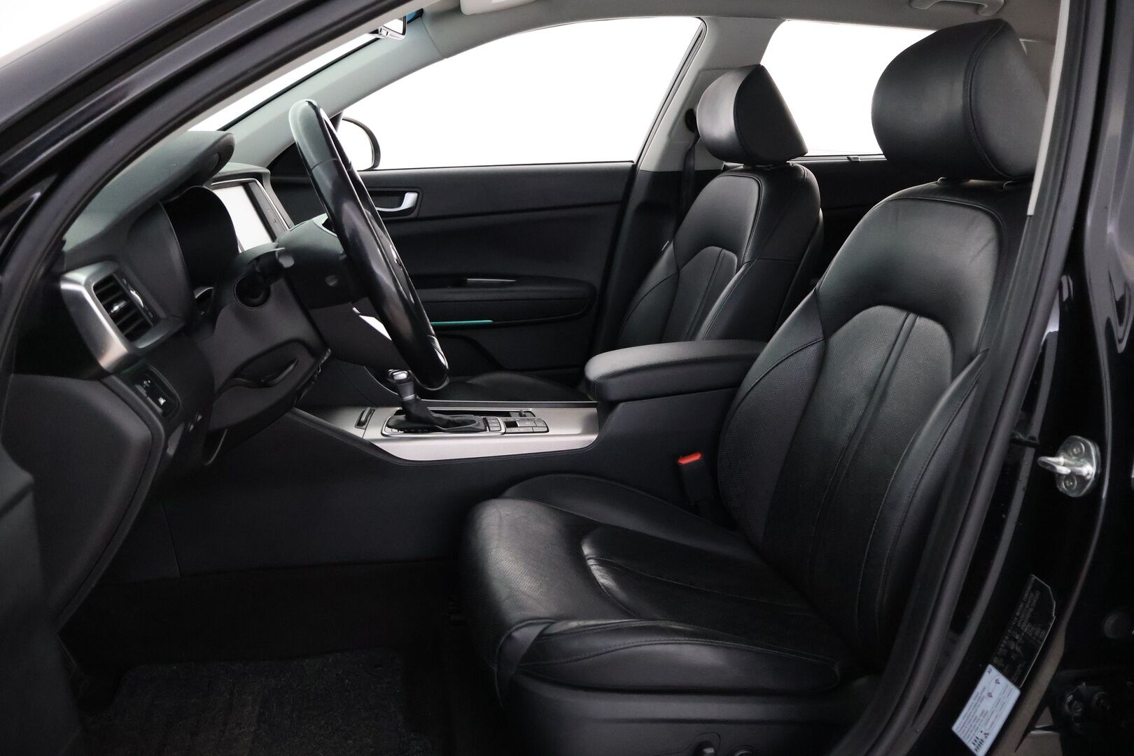 Kia Optima 2020 2,0 GDI PHEV Business Luxury SW A/T - Adapt.Vakkari | Harman&Kardon | Ilmastoidut Nahat Muistilla | Peruutuskamera | Adapt.LED | Ratinlämmitys | Supervarusteet!