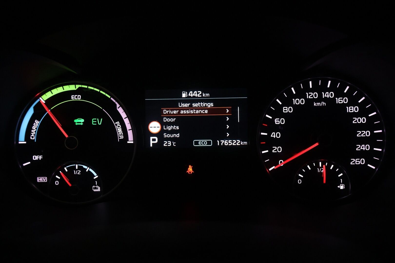 Kia Optima 2020 2,0 GDI PHEV Business Luxury SW A/T - Adapt.Vakkari | Harman&Kardon | Ilmastoidut Nahat Muistilla | Peruutuskamera | Adapt.LED | Ratinlämmitys | Supervarusteet!