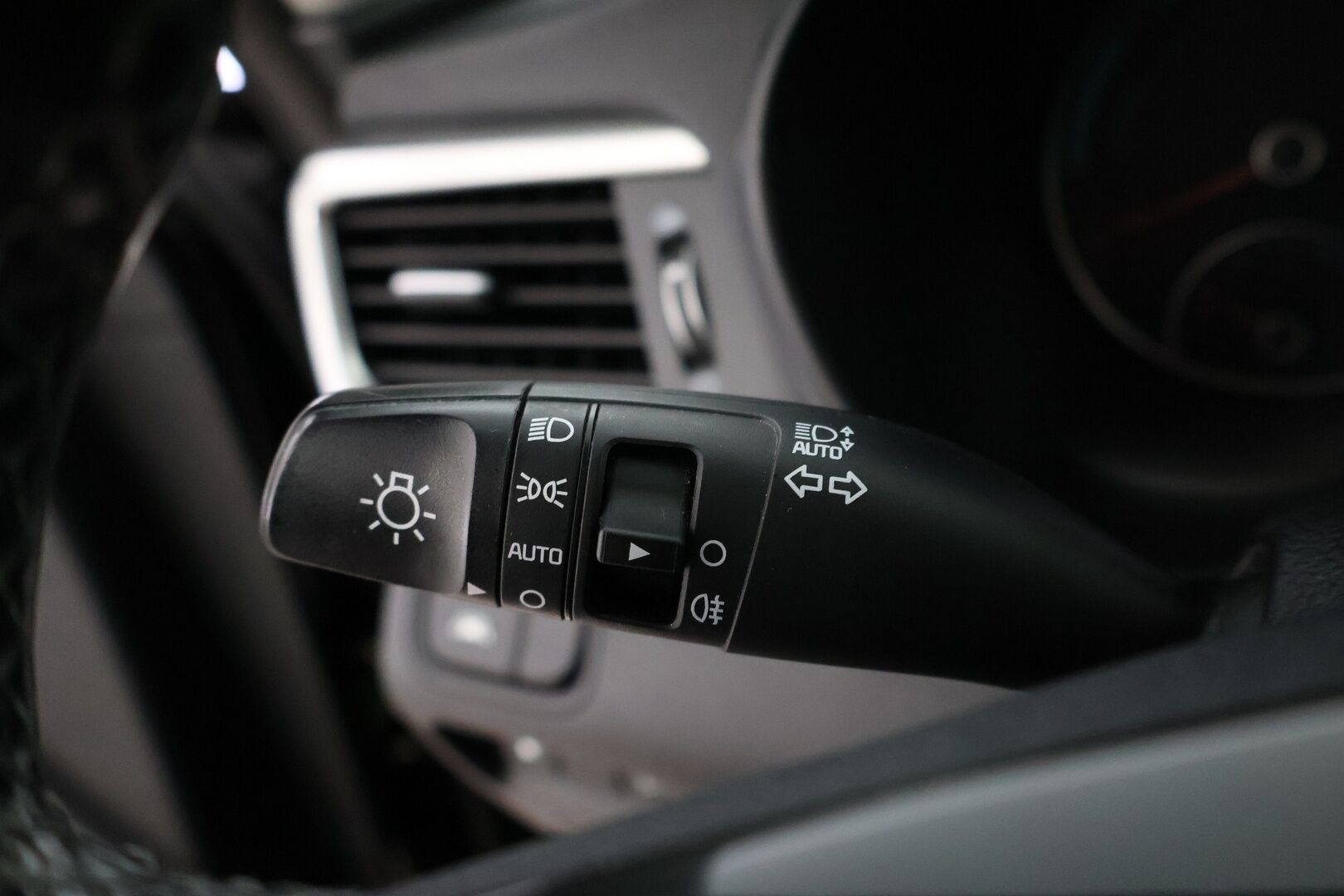 Kia Optima 2020 2,0 GDI PHEV Business Luxury SW A/T - Adapt.Vakkari | Harman&Kardon | Ilmastoidut Nahat Muistilla | Peruutuskamera | Adapt.LED | Ratinlämmitys | Supervarusteet!