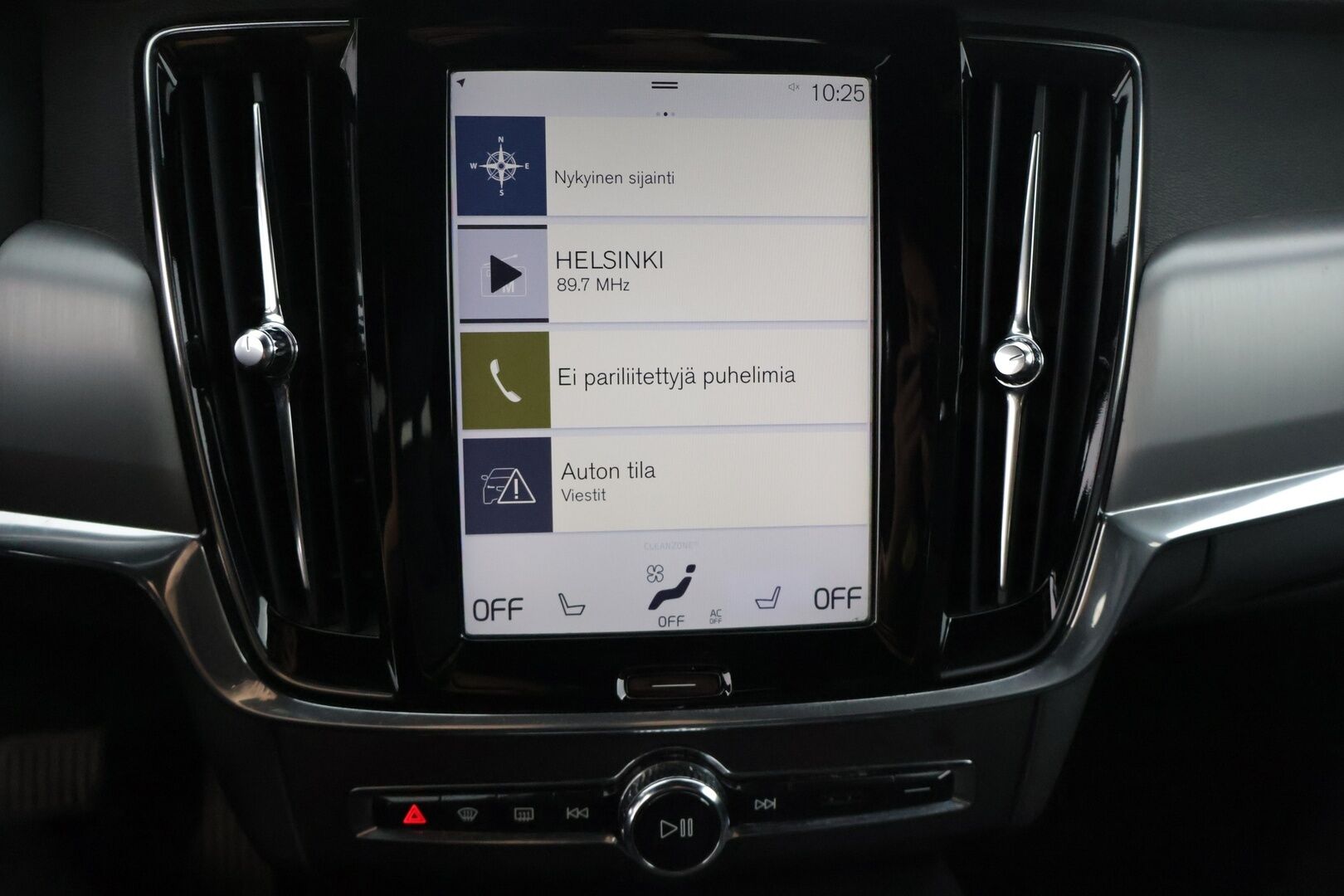 Volvo V90 2018 D4 AWD Business Inscription aut * Nahat muistilla / HUD / VOC / Pilot Assist / Adap. vakkari / Vetokoukku / Peruutuskamera / BLIS * - * Huippuvarusteilla / Webasto ja lohkolämmitin / Ei ADBLUE! / 2x renkaat ja vanteet *