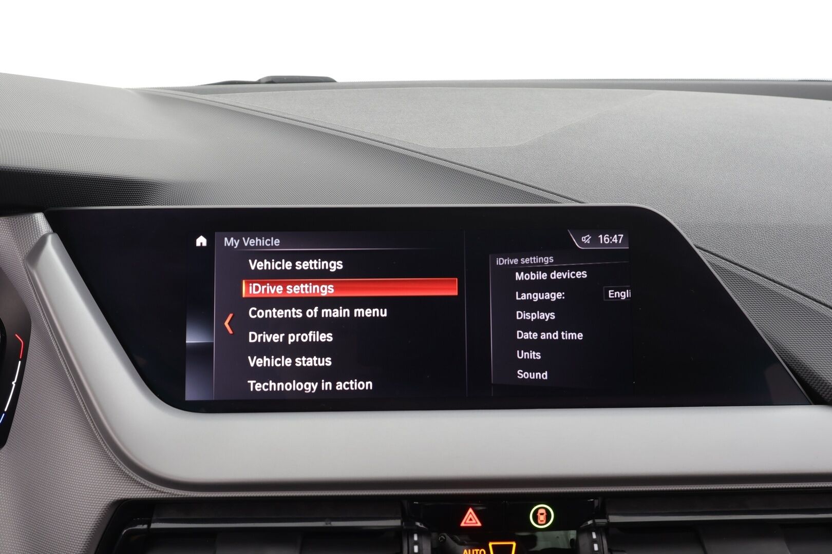 BMW 120 2020 F40 xDrive A Business * 1.Om Suomi-auto / Vakkari / P.tutkat / LED / Digimittaristo * - Kahdet renkaat aluvanteilla / Merkkihuollettu