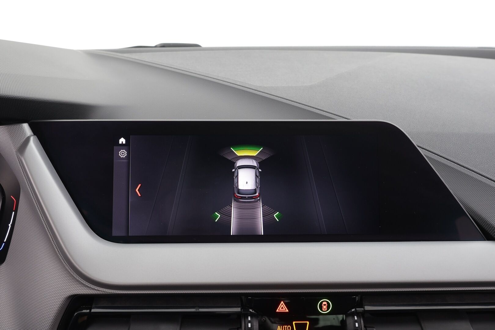 BMW 120 2020 F40 xDrive A Business * 1.Om Suomi-auto / Vakkari / P.tutkat / LED / Digimittaristo * - Kahdet renkaat aluvanteilla / Merkkihuollettu