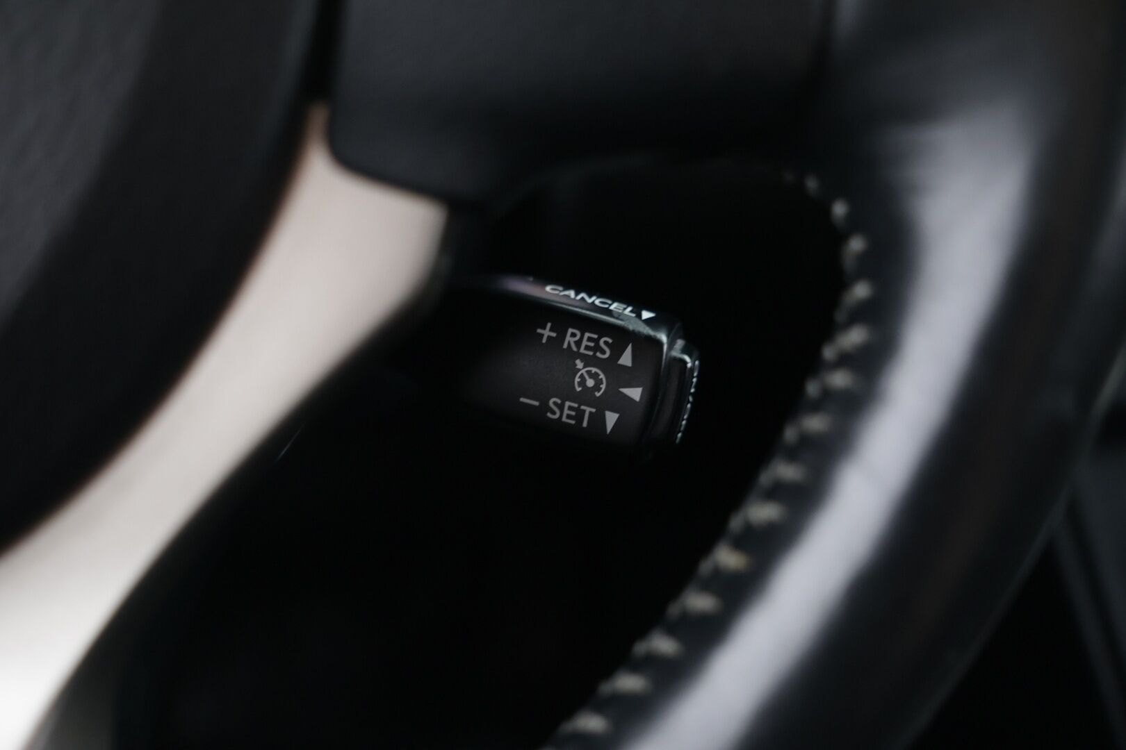 Lexus IS 2013 300h F Sport
