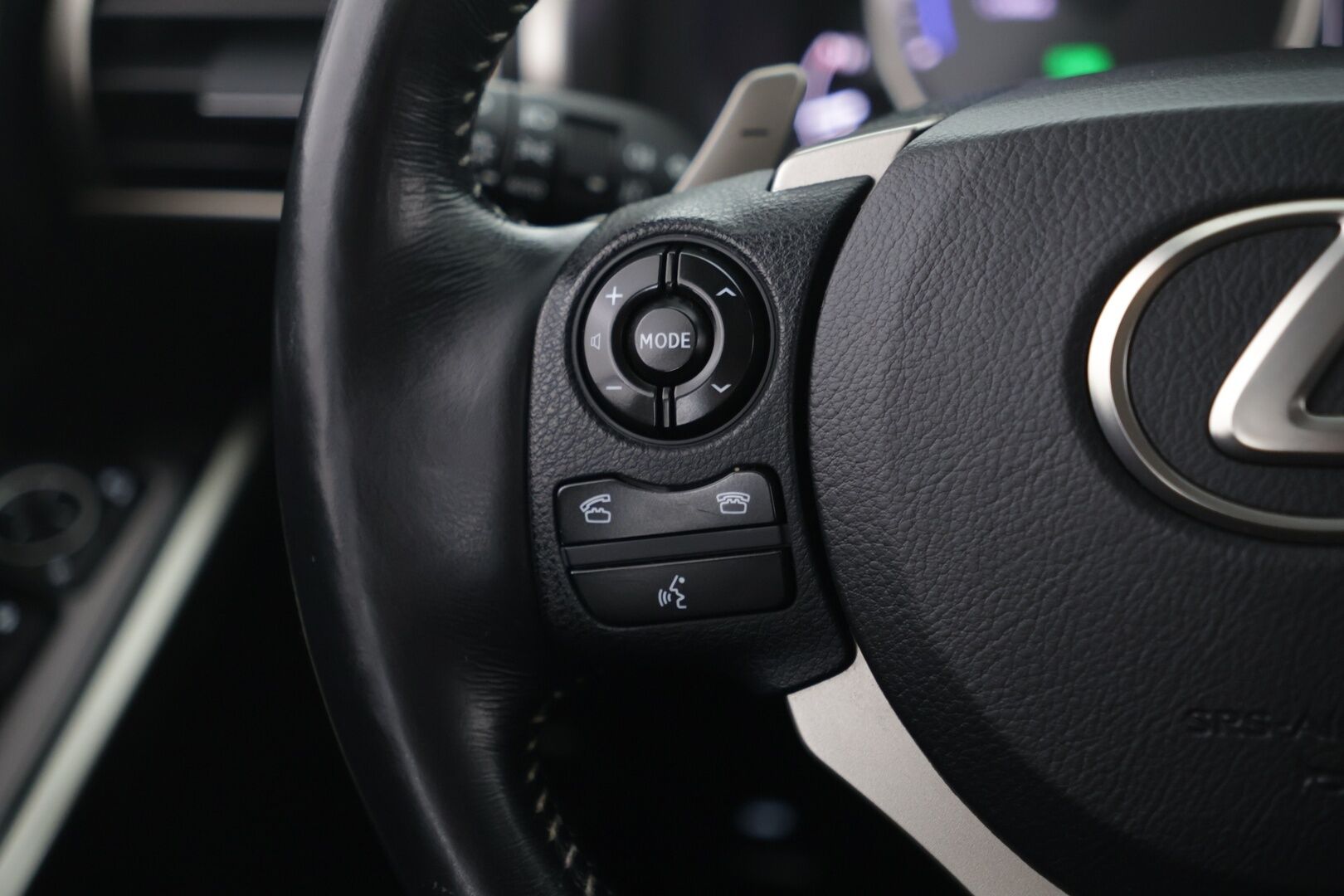 Lexus IS 2013 300h F Sport