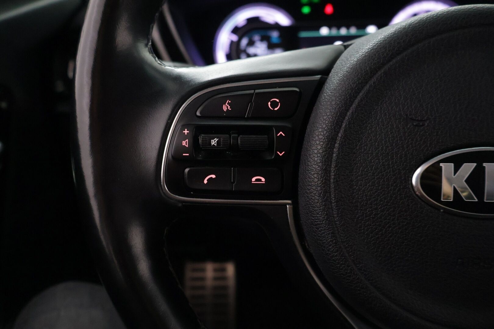 Kia Niro 2021 1,6 GDI Plug-In Hybrid EX DCT - Suomi-auto | ACC | Vetokoukku | P.kamera | Kaistavahti | LED | JBL | Navi | CarPlay | Ratinlämmitin | 2x Renkaat | Upea huoltohistoria!