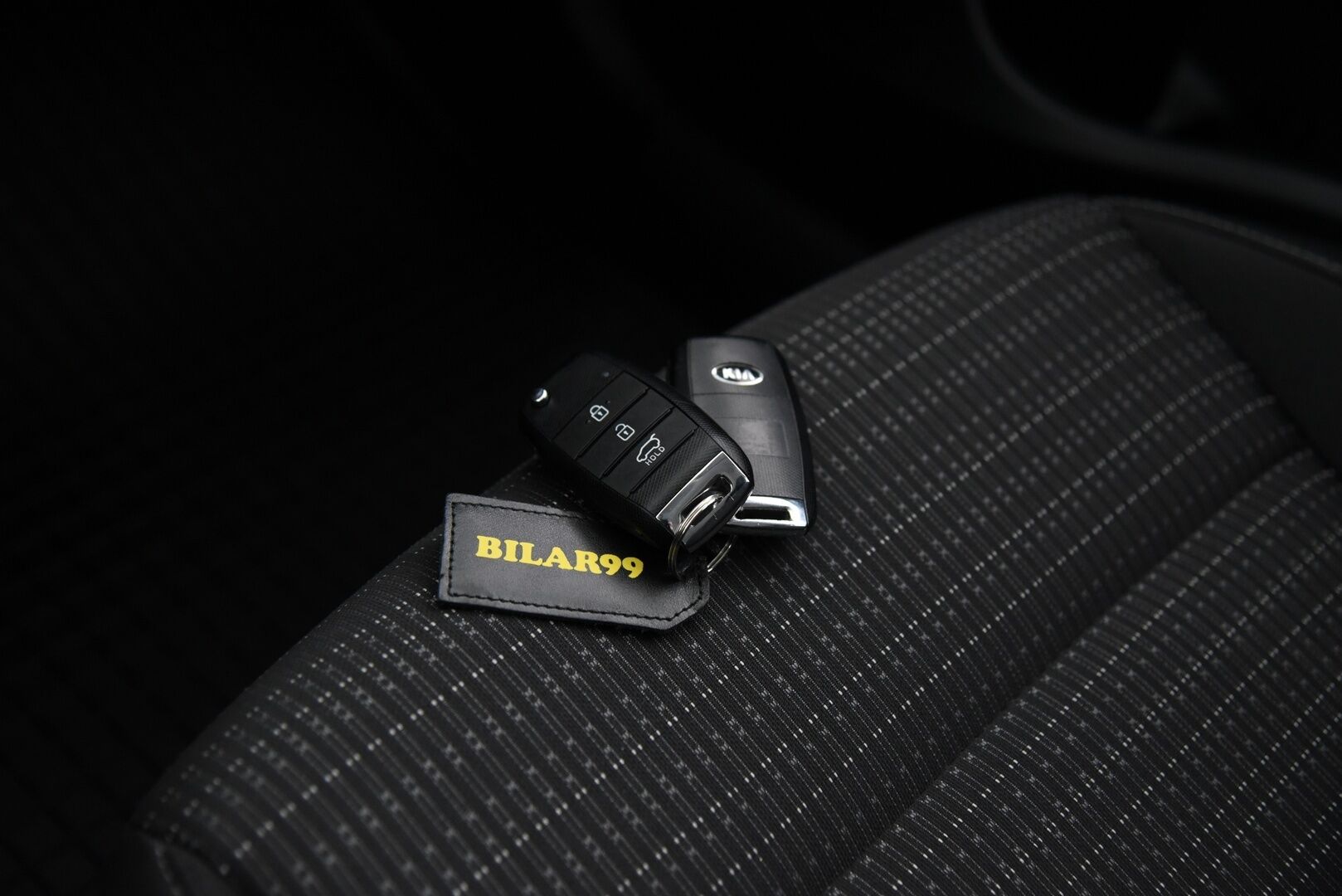 Kia Stonic 2020 1,0 T-GDI ISG 120hv EX DCT EcoDynamics / P-Kamera / Lohko + sis. pistoke / Apple&Android / Ratinlämmitys - Merkkihuollettu Suomi-Auto