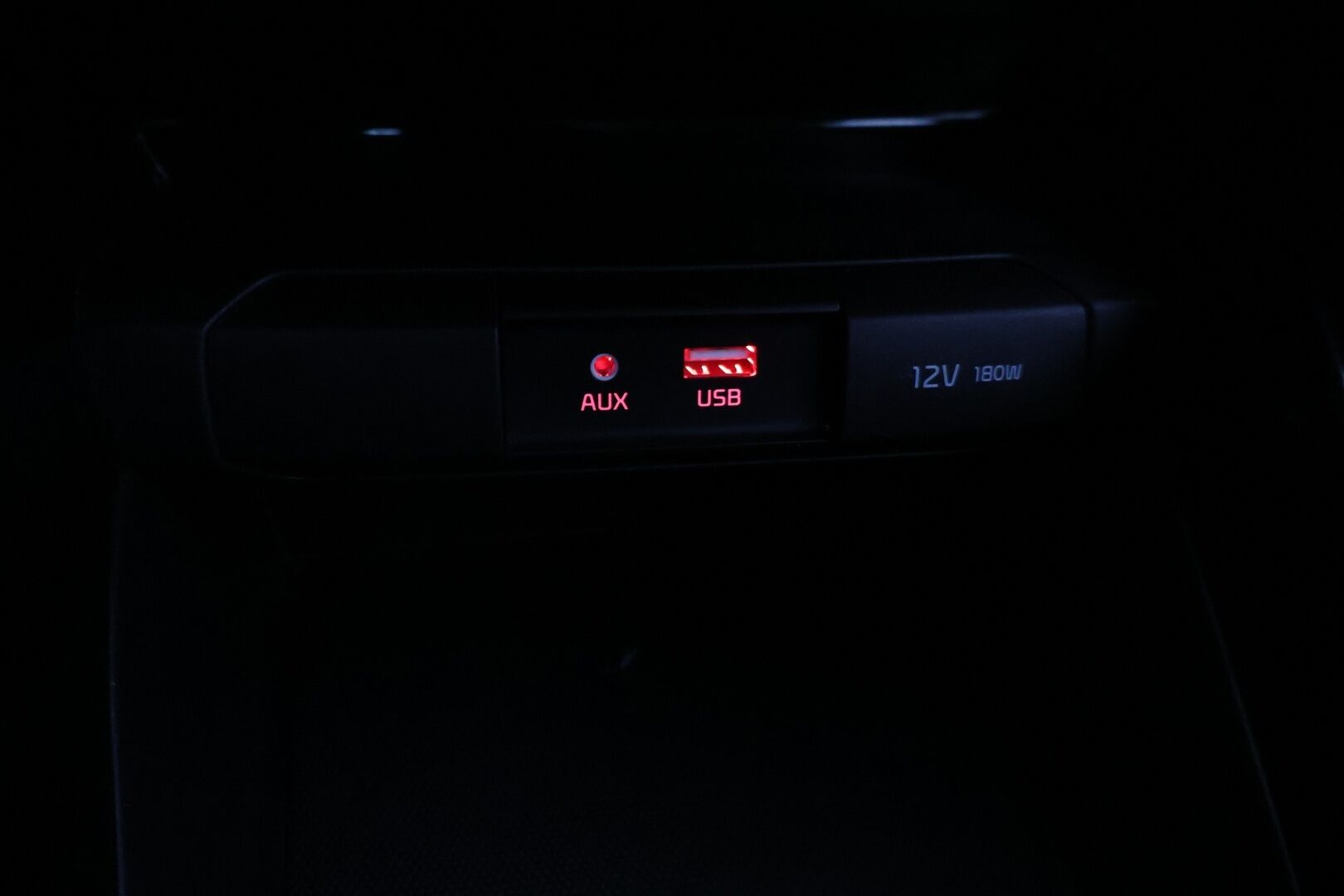 Kia Stonic 2020 1,0 T-GDI ISG 120hv EX DCT EcoDynamics *Vakionopeudensäädin / Apple Carplay / Ratinlämmitin / Peruutuskamera* - Suomi auto / Upea kesäinen auto!