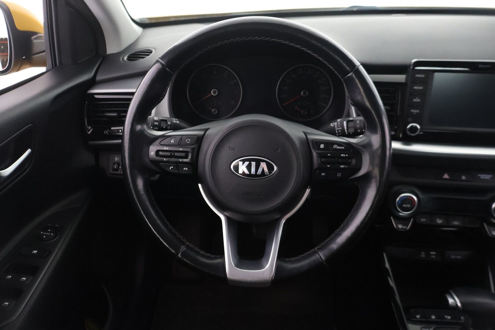 Kia Stonic 2020 1,0 T-GDI ISG 120hv EX DCT EcoDynamics *Vakionopeudensäädin / Apple Carplay / Ratinlämmitin / Peruutuskamera* - Suomi auto / Upea kesäinen auto!