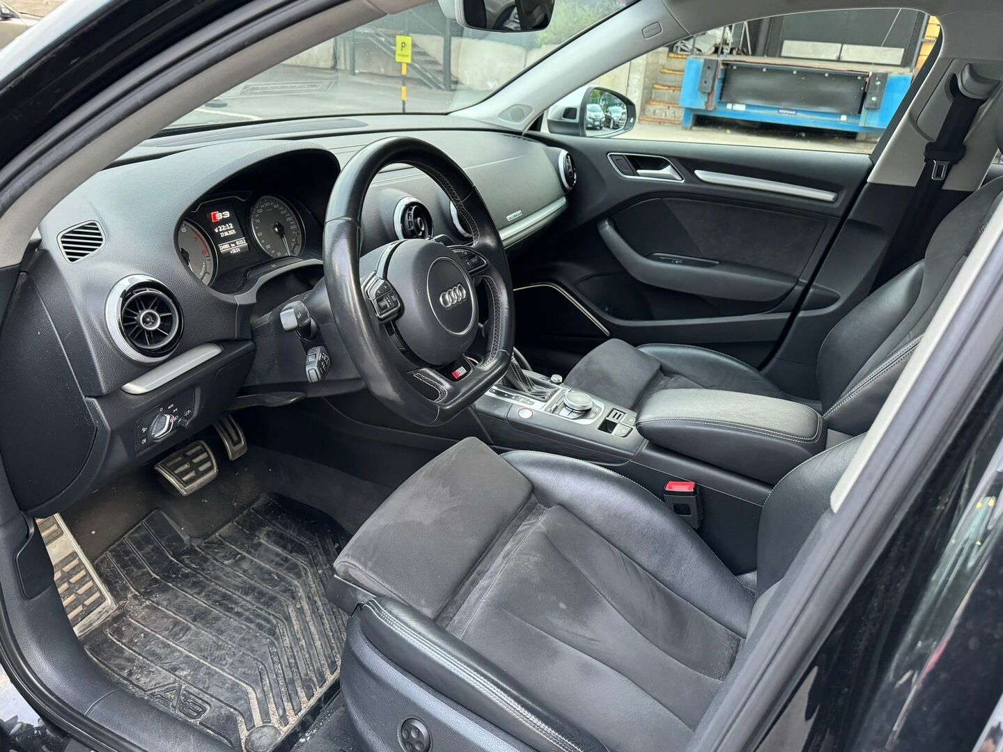 Audi S3 2016 Sedan 2.0 TFSI 221 kW quattro S tronic * Bang&Olufsen / Adapt. Cruise / AppleCarplay / Keyless / Tutkat * - * KOVILLA VARUSTEILLA / Bang&Olufsen / Adapt. Cruise / AppleCarplay *