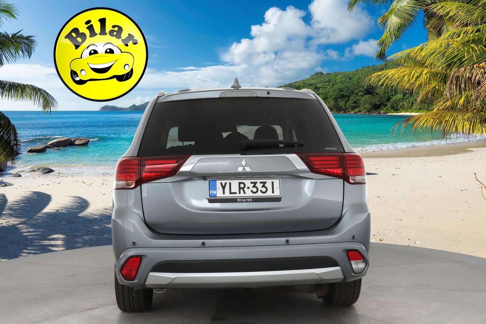 Mitsubishi OUTLANDER PHEV 2016 Instyle 4WD - * Rockford Fosqate | P.Kamera | Navi | Vakkari | Keyless | Nahka/Alcantara | Tutkat | Bluetooth | 2X Renkaat & Aluvanteet *
