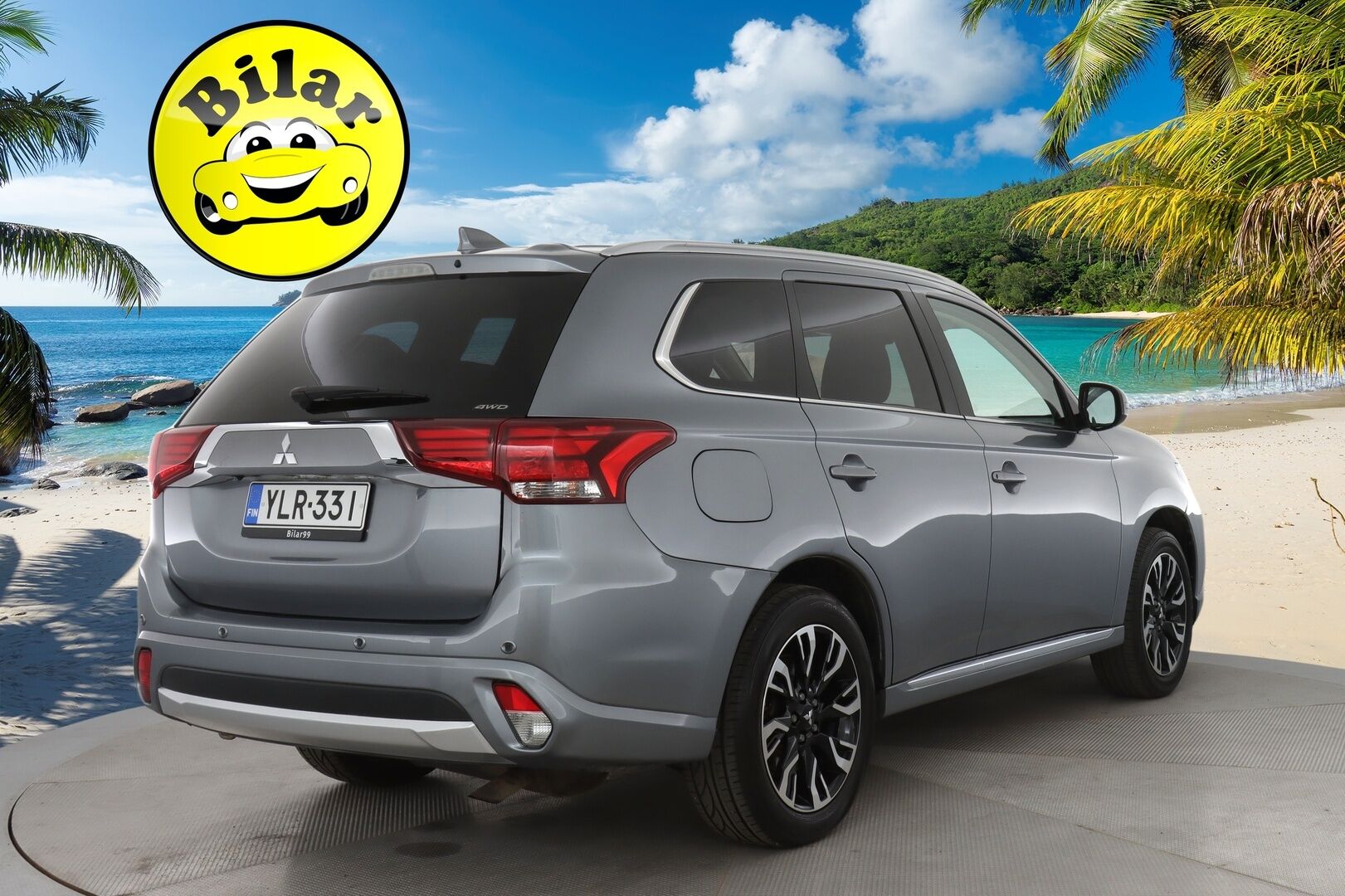 Mitsubishi OUTLANDER PHEV 2016 Instyle 4WD - * Rockford Fosqate | P.Kamera | Navi | Vakkari | Keyless | Nahka/Alcantara | Tutkat | Bluetooth | 2X Renkaat & Aluvanteet *