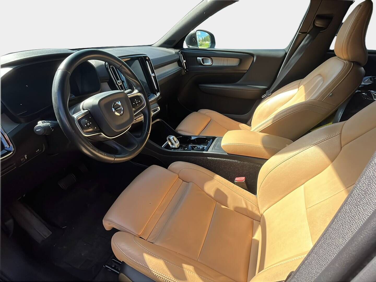 Volvo XC40 2020 T4 AWD Business Inscription - Nahkapenkit | Adaptiivinen vakionopeudensäädin | Digimittaristo | BLISS | Webasto | P.Kamera | Vetokoukku |