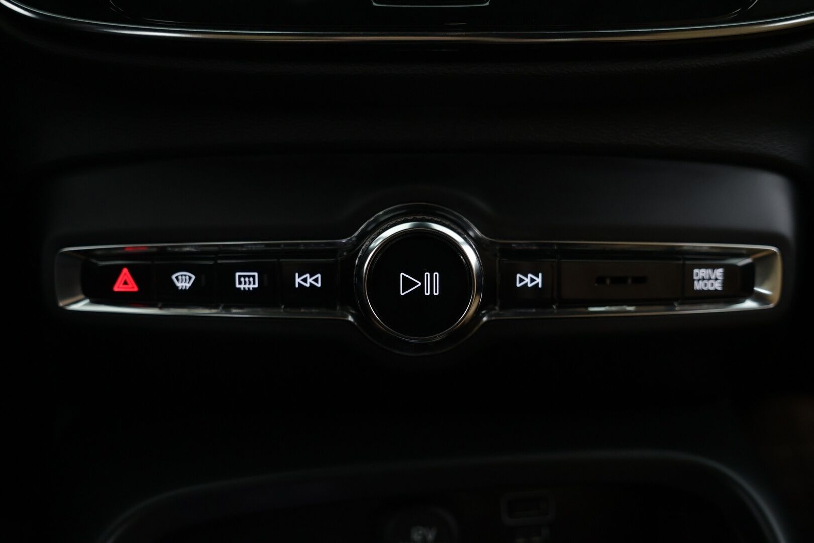 Volvo XC40 2020 T4 AWD Business Inscription  *Webasto* / *ACC* / 'Nahkaverhoilu* - Huippu neliveto / Kattavasti varusteltu / Hyvin pidetty loisto yksilö!