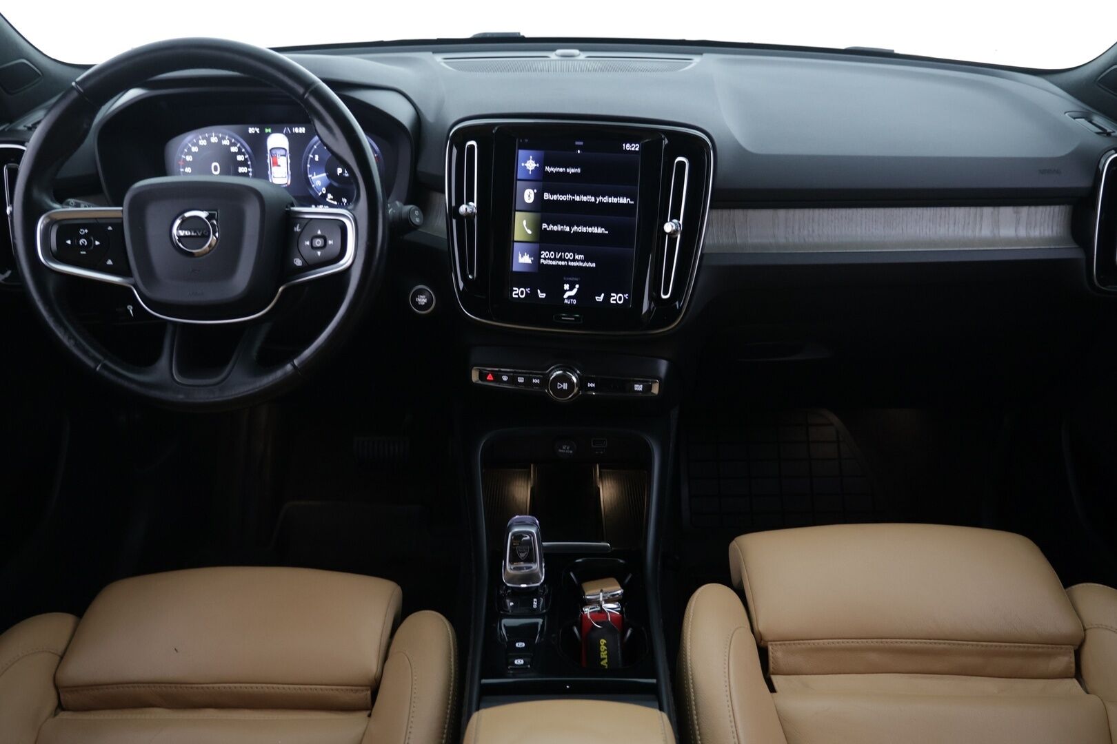 Volvo XC40 2020 T4 AWD Business Inscription  *Webasto* / *ACC* / 'Nahkaverhoilu* - Huippu neliveto / Kattavasti varusteltu / Hyvin pidetty loisto yksilö!