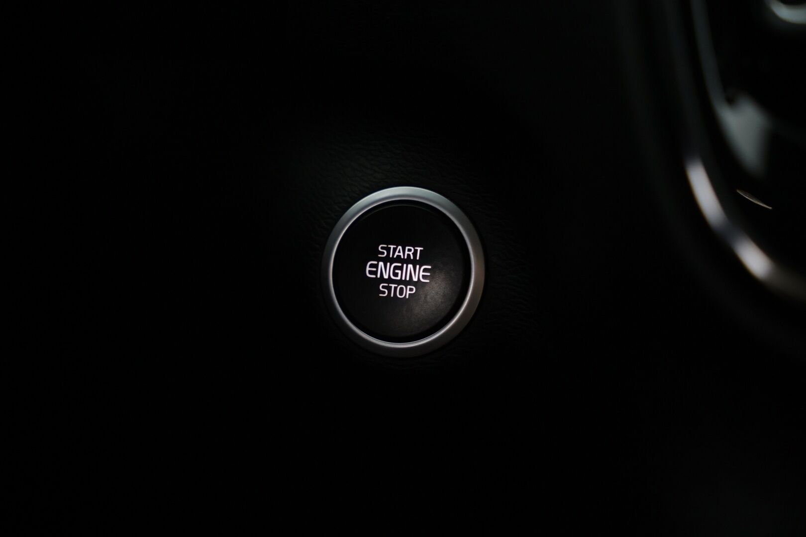 Volvo XC40 2020 T4 AWD Business Inscription  *Webasto* / *ACC* / 'Nahkaverhoilu* - Huippu neliveto / Kattavasti varusteltu / Hyvin pidetty loisto yksilö!