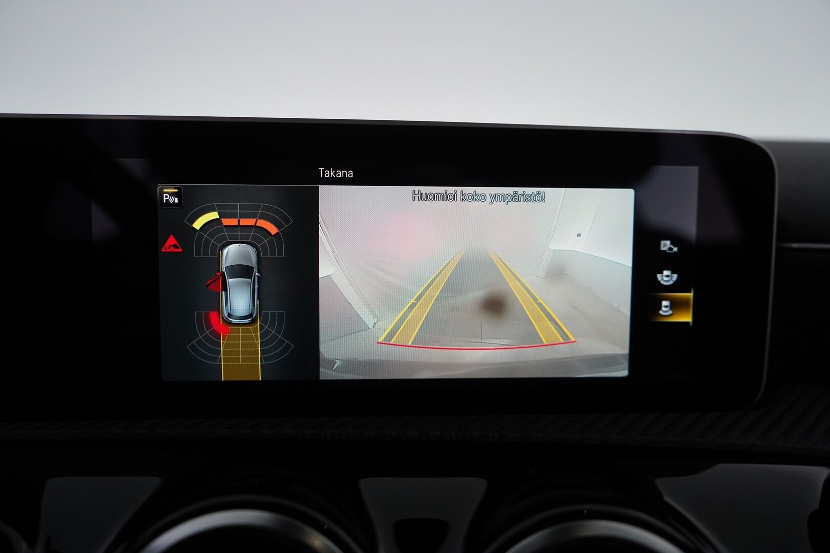 Mercedes-Benz A 2020 180 A Business Style - Widescreen | Puolinahat | Kamera | Premium audio | Kahdet renkaat Mersun alumiinivantein 