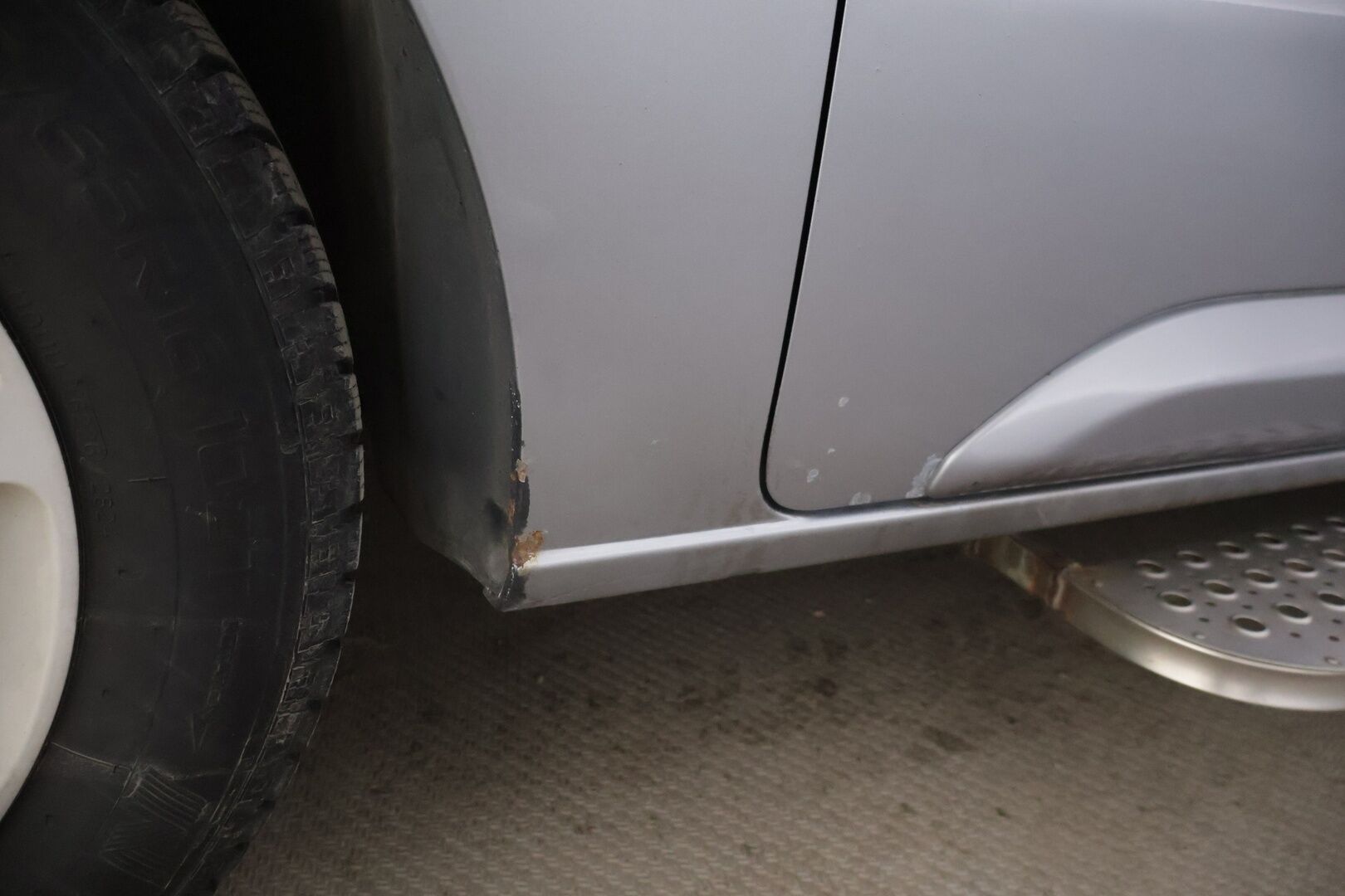 Peugeot Traveller 2020 Active BlueHDi 180 EAT8-automaatti XL YritysOutlet - Myydään vain yrityksille * Webasto / Inva -ramppi / Sähköinen sivuovi / Vakkari * - Tämä auto myydään YritysOutlet -valikoimasta vain yritykselle / ALV / 9-paikkainen / Kahdet renkaat vanteilla