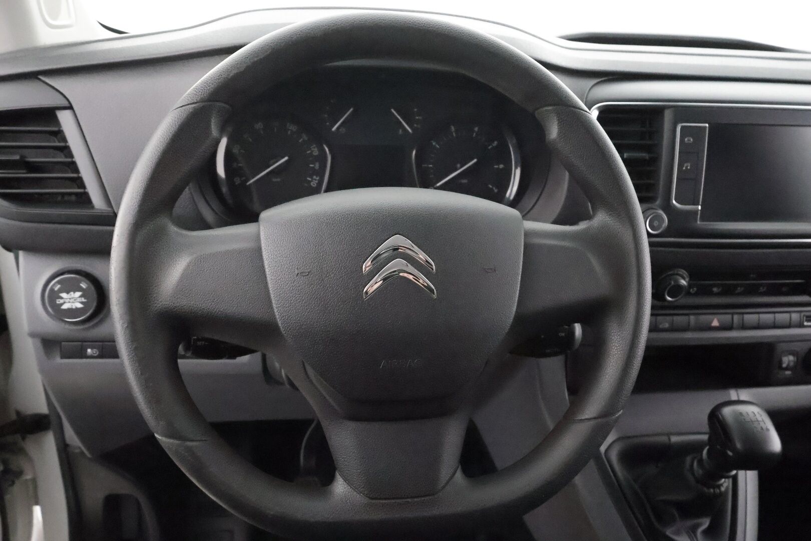 Citroen Jumpy 2020 BlueHDi 120 M 4x4 * Webasto / Vakkari / Puolinahat / Apple&Android / ALV / 2x Renkaat * - 1.Om Suomi-auto - HULLUT AVAJAISHULINAT KORKOTARJOUS 3,29 %