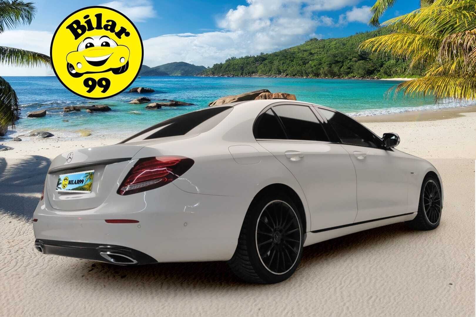 Mercedes-Benz E 2019 300 d Business Avantgarde / Distronic+ / Sporttinahat / Lasikattoluukku / P-kamera / Widescreen / Multibeam LED - 2x Mersun aluvanteet / Uudenveroiset nastat! / Apple&Android