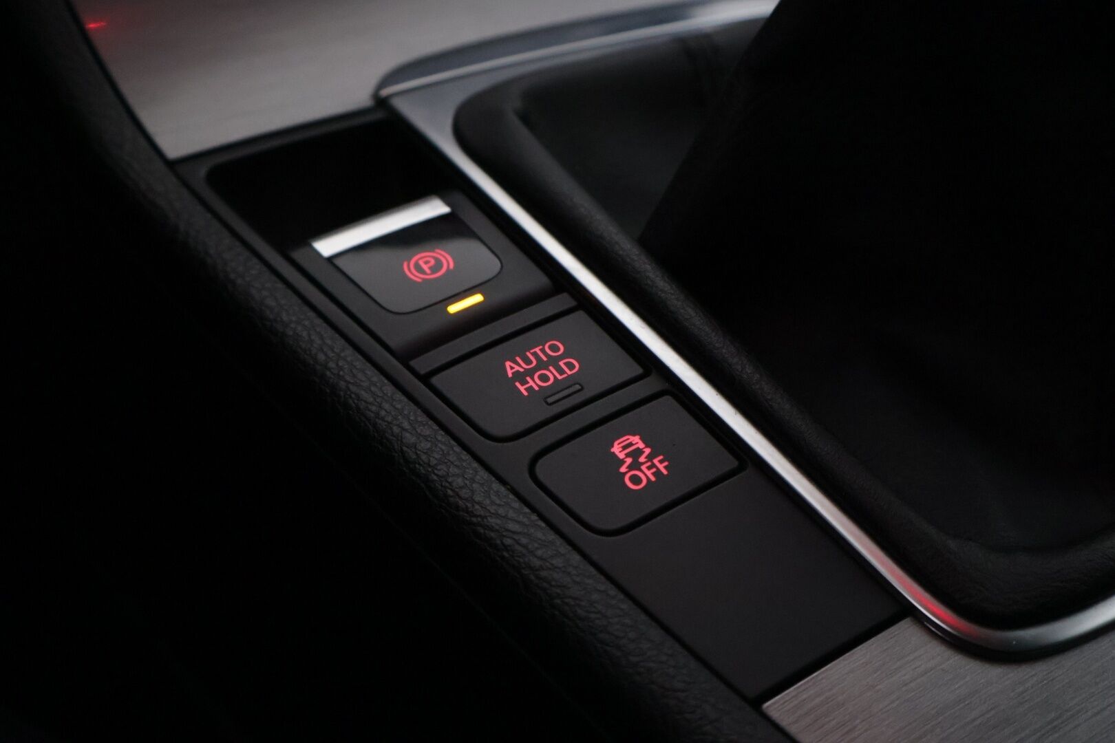 Volkswagen Passat 2012 Variant Highline 1,4 TSI MultiFuel 118 kW (160 hv) *Nahat / Vetokoukku /  P. kamera / Xenon / Vakkari / P.tutkat * - Uudehkoilla Continental kesärenkailla / Juuri katsastettu! / Todella kattava huoltohistoria / Ketju vaihdettu