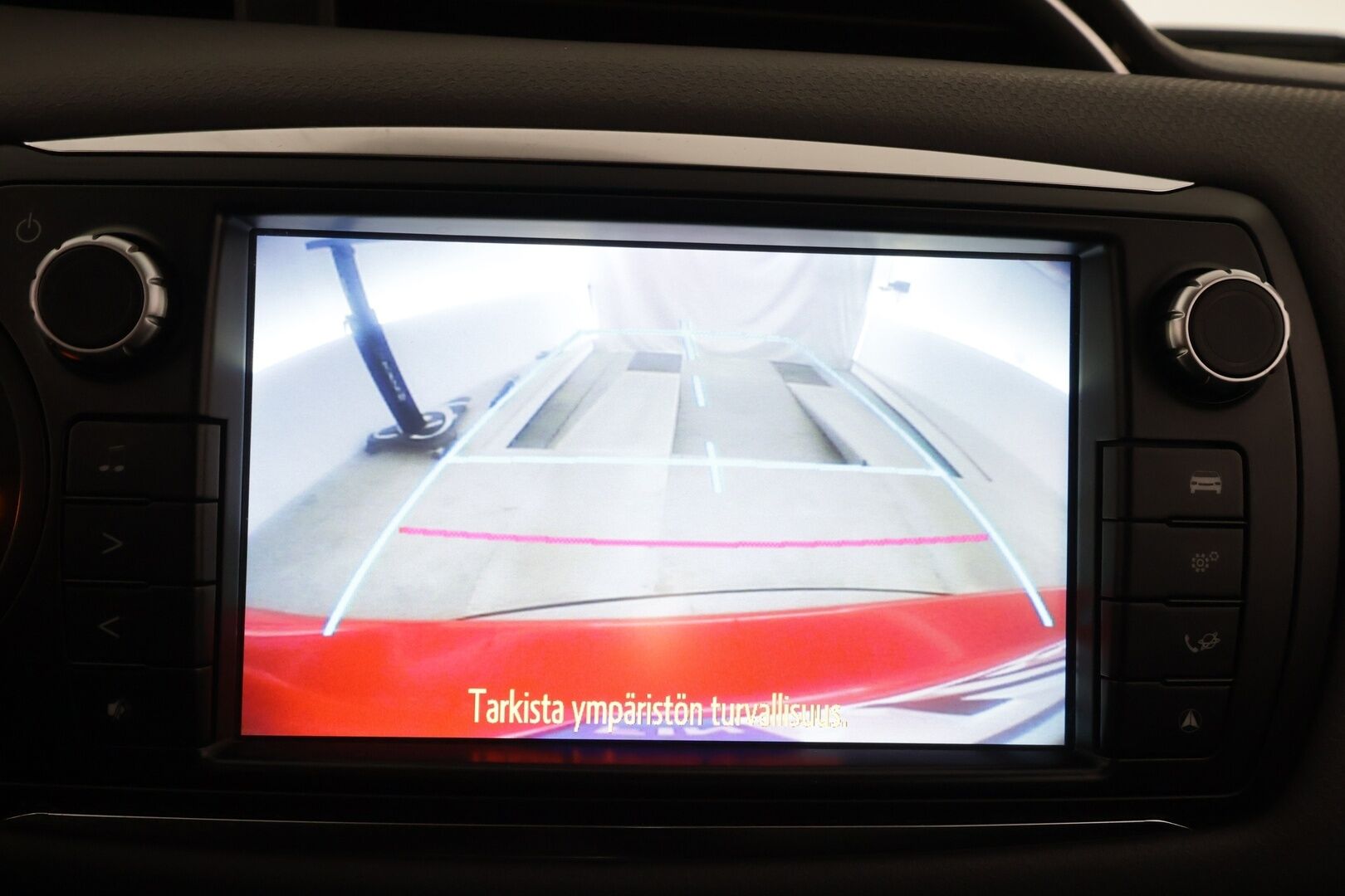 Toyota Yaris 2016 1,5 Hybrid Active * P.Kamera / Facelift / AC / Bluetooth / Kahdet renkaat aluvanteilla * - HULLUT AVAJAISHULINAT KORKOTARJOUS 3,29 %