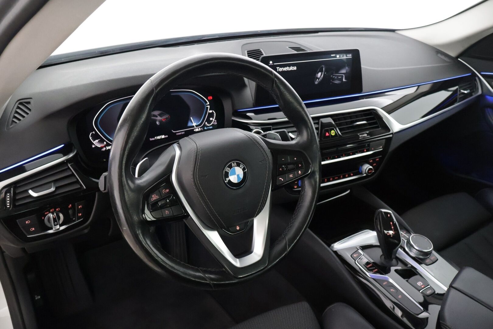 BMW 530 2020 G30 Sedan 530e A iPerformance Business Sport * Proffa navi / 360-kamera / Cockpit digimittaristo / Sporttipenkit * - * Juuri tullut / Kysy lisää myyjältä! * 