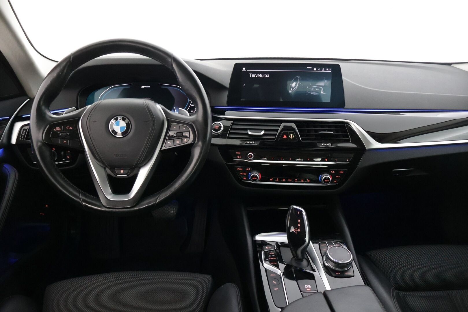 BMW 530 2020 G30 Sedan 530e A iPerformance Business Sport * Proffa navi / 360-kamera / Cockpit digimittaristo / Sporttipenkit * - * Juuri tullut / Kysy lisää myyjältä! * 