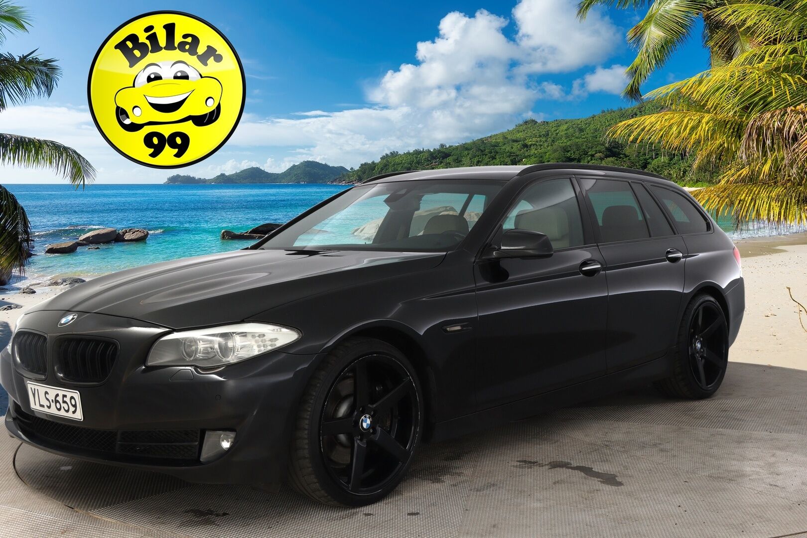 BMW 525 2013 TwinPower Turbo A xDrive F11 Touring*Hifit / Proff navi / Koukku / Muistinahat* - *Juuri katsastettu / 2x renkaat alumiinivanteet / fiksut kilsat*